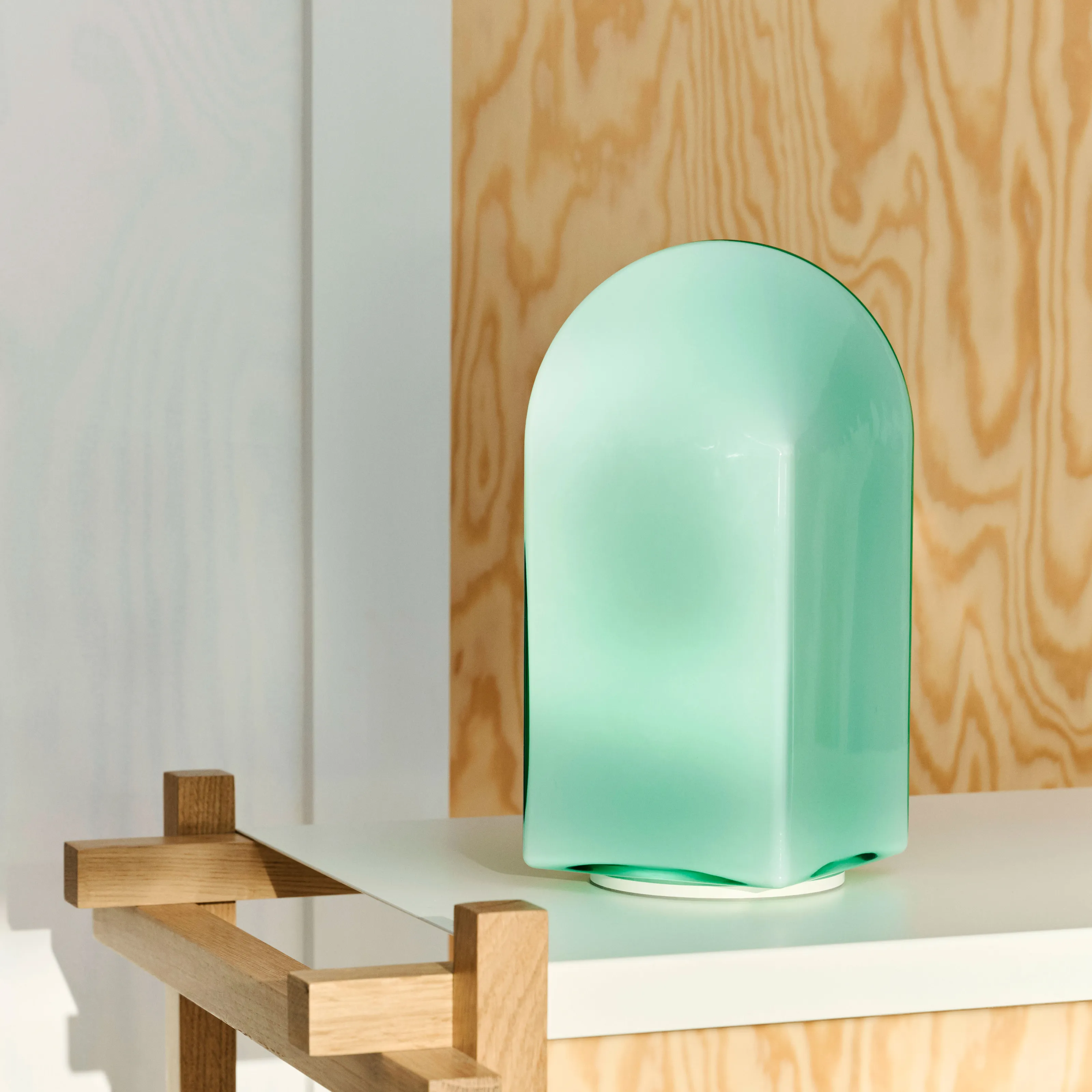 Parade Portable Lamp 240 - 2