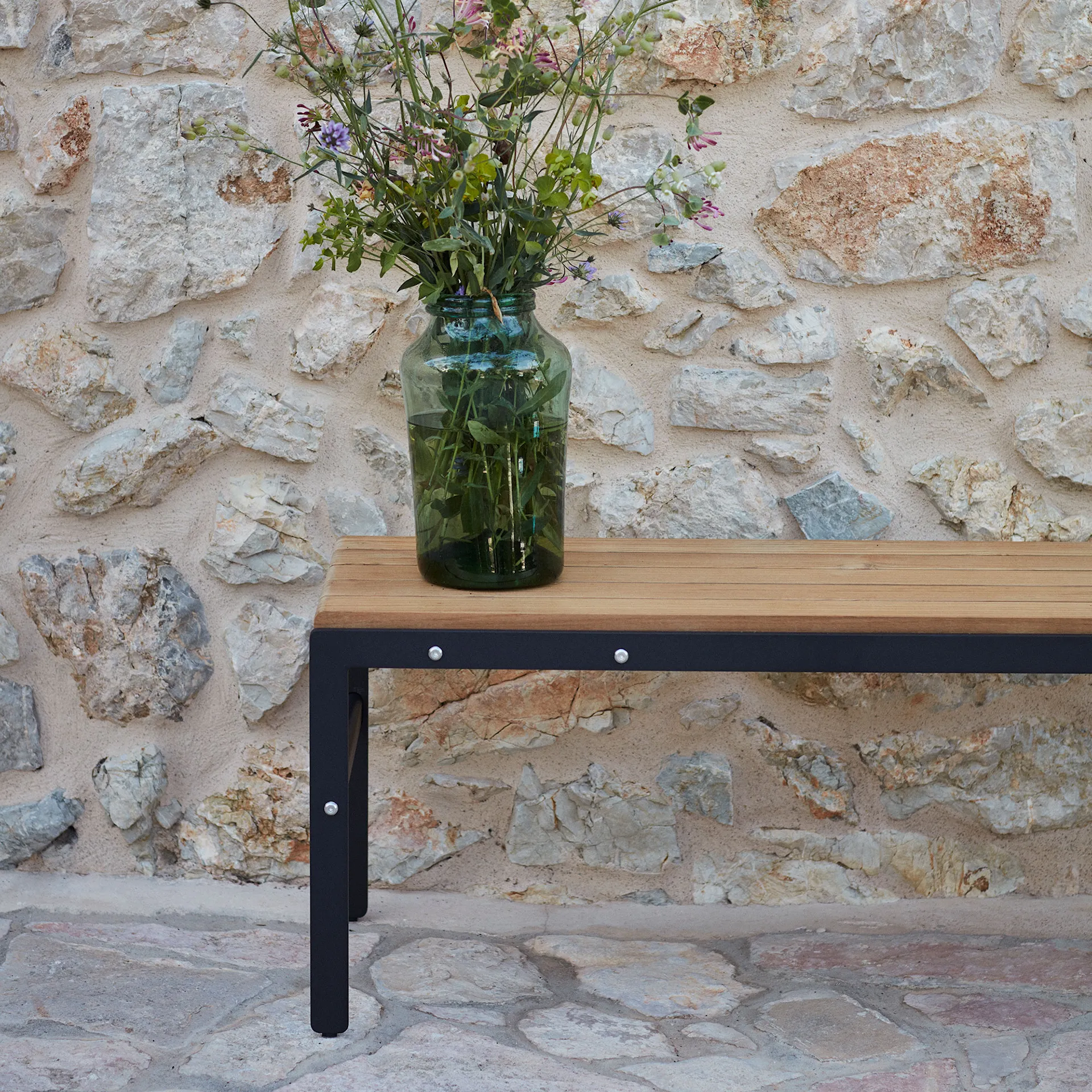 Reform Bench, Teak, Aluminum / Anthracite black - Fritz Hansen - NO GA