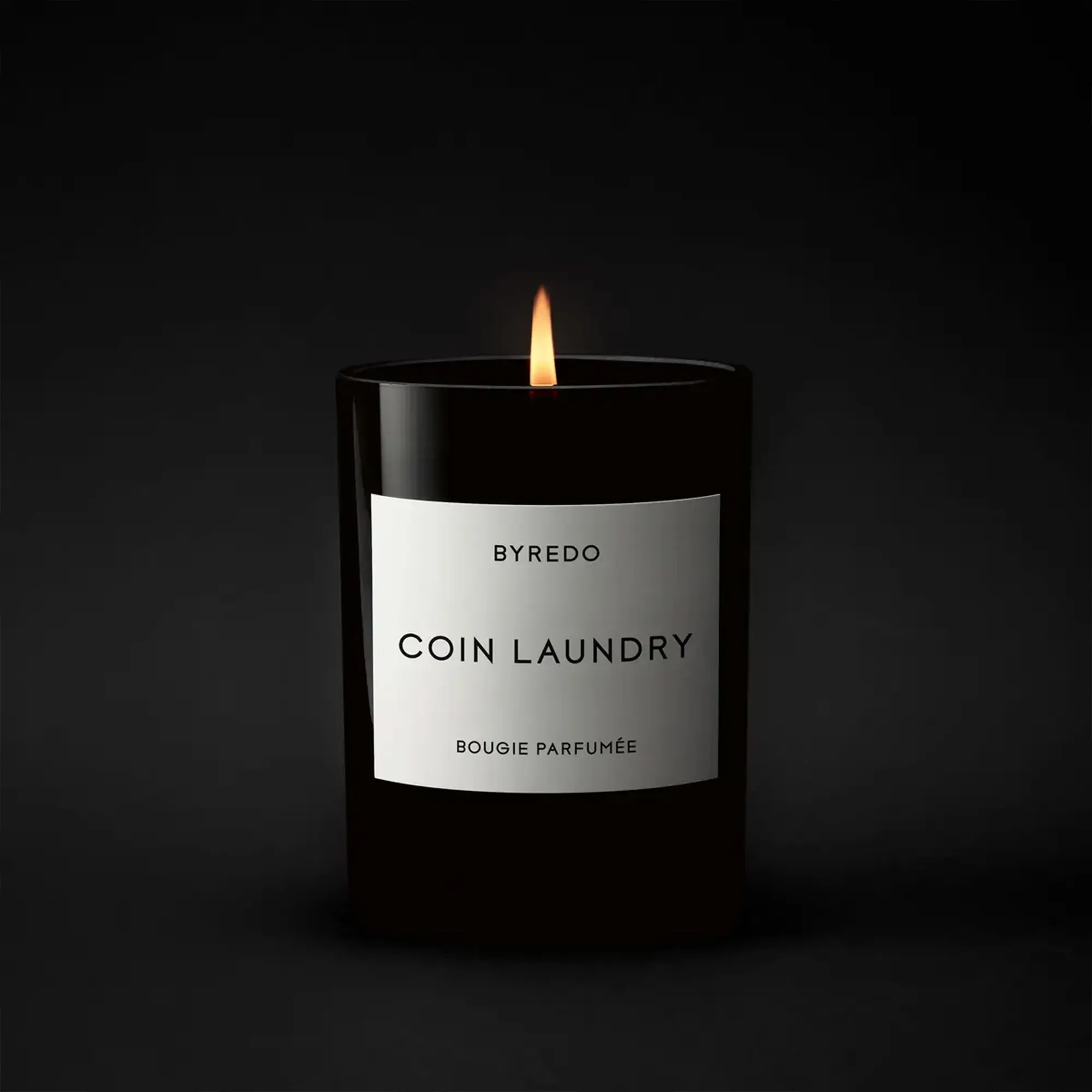 Coin Laundry Scented Candle 240 g - 2