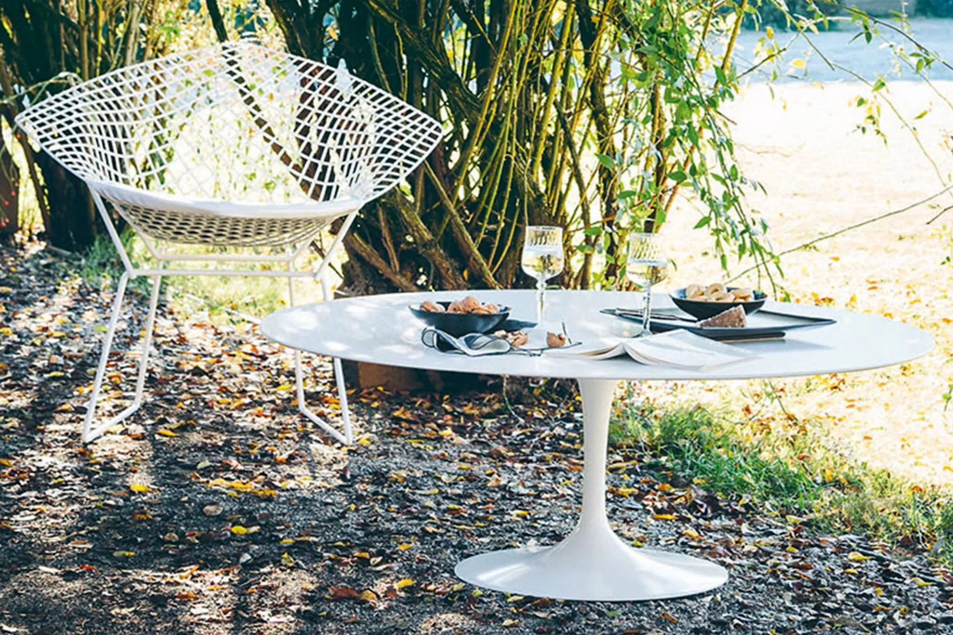 Saarinen Low Round Table For Outdoor - Knoll - Eero Saarinen - NO GA