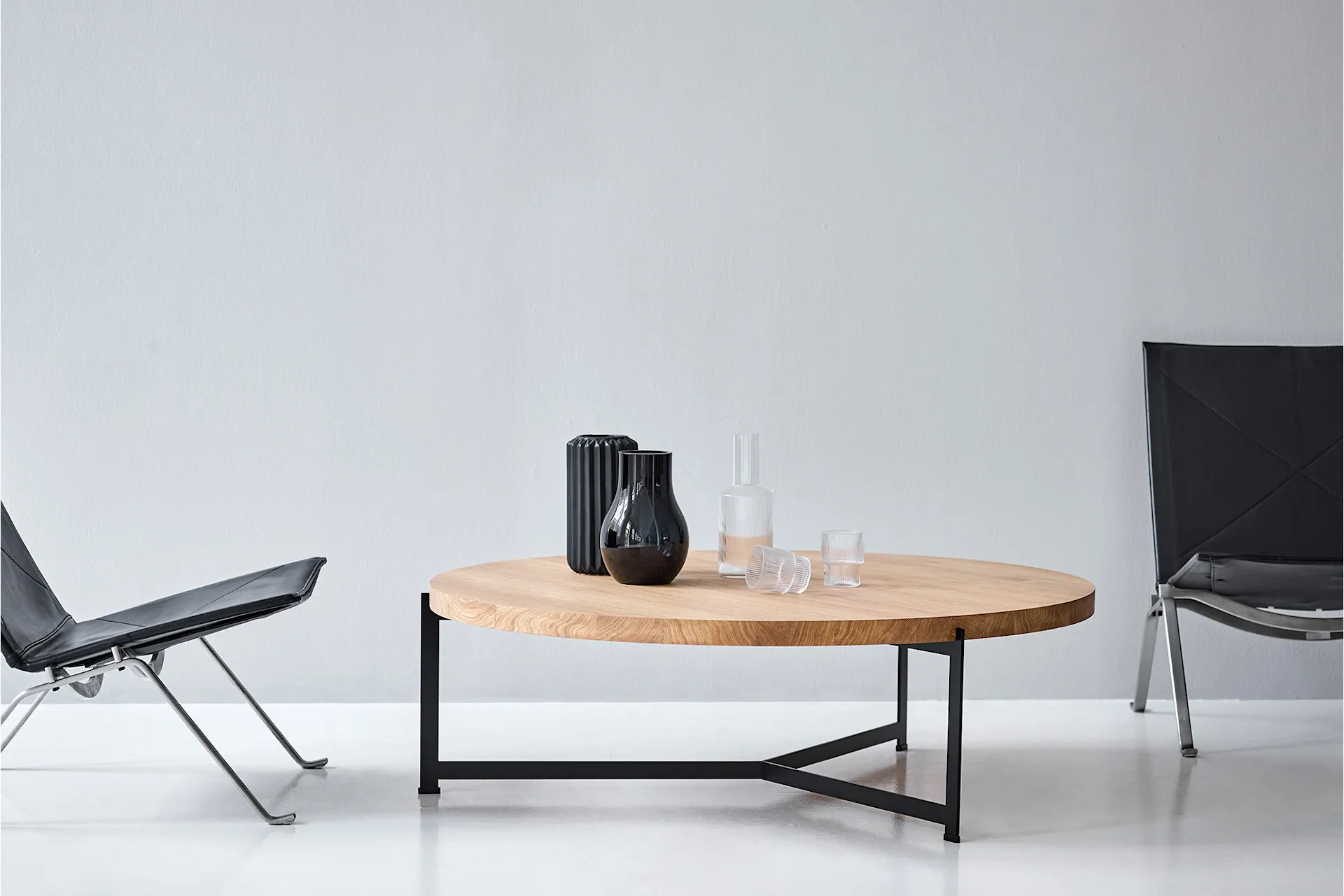 Plateau Coffee Table Ø 110 cm - dk3 - NO GA