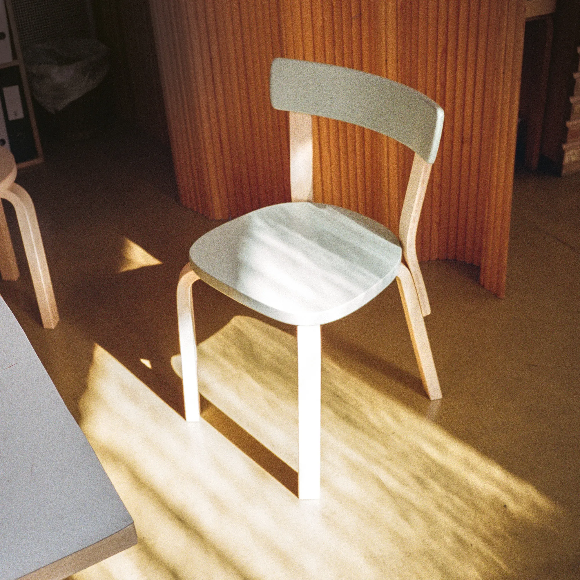 Chair 69 - 3