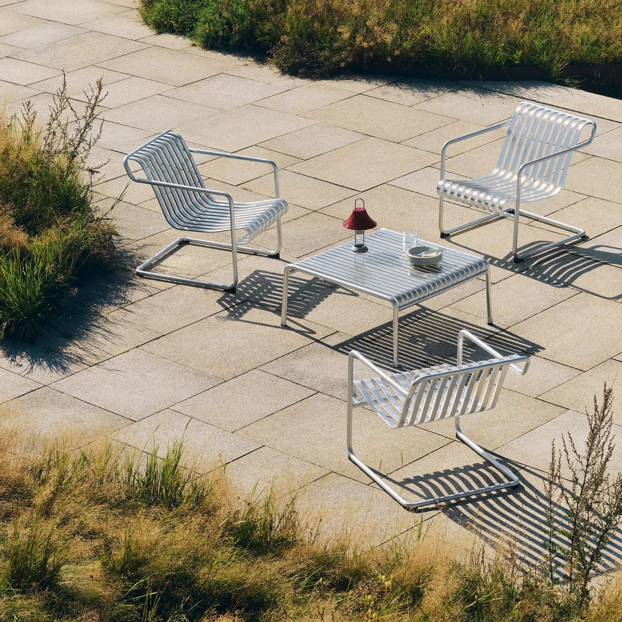 Palissade Cantilever Low Lounge Chair - 15