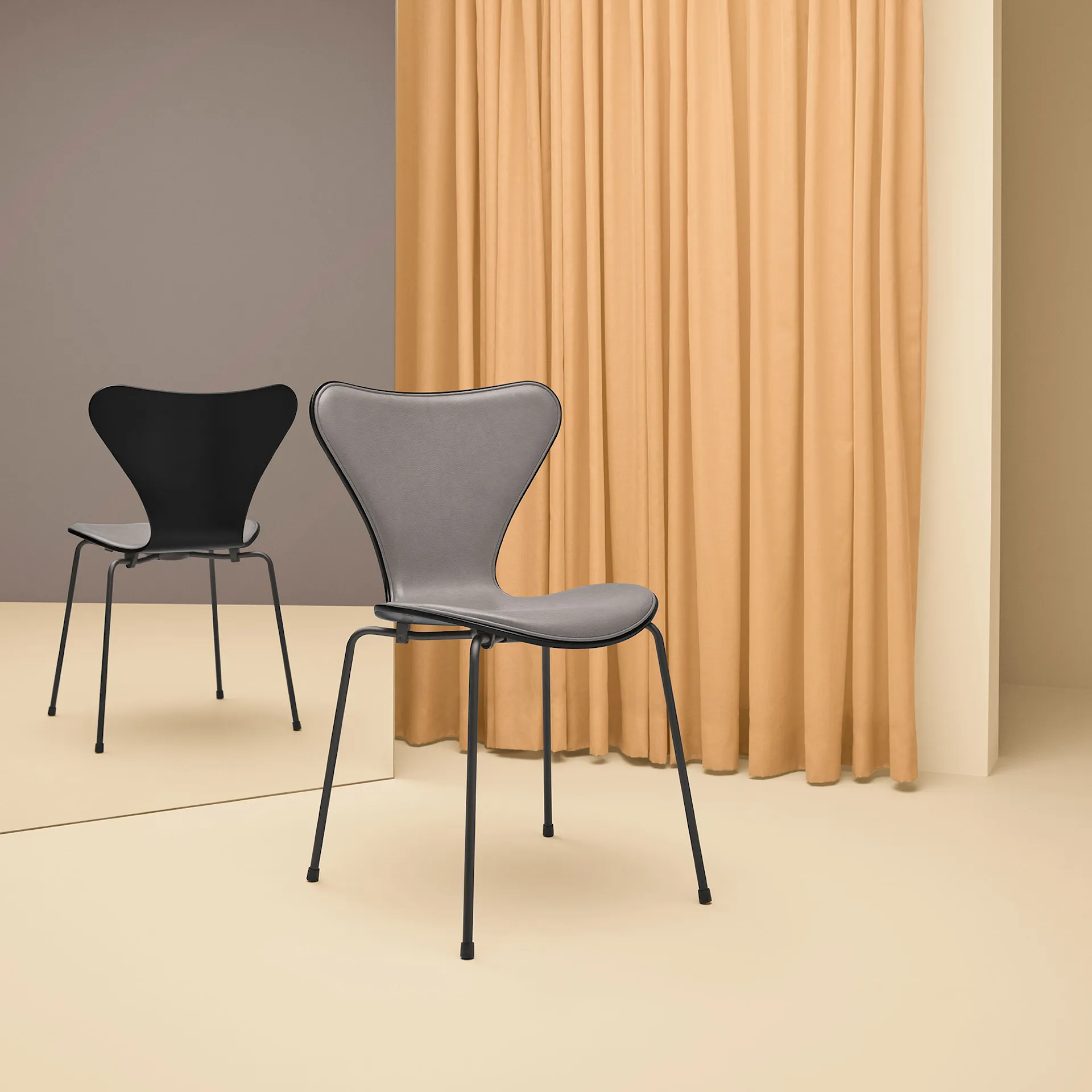 3107 Serie 7 - Front polstret - Fritz Hansen - Arne Jacobsen - NO GA