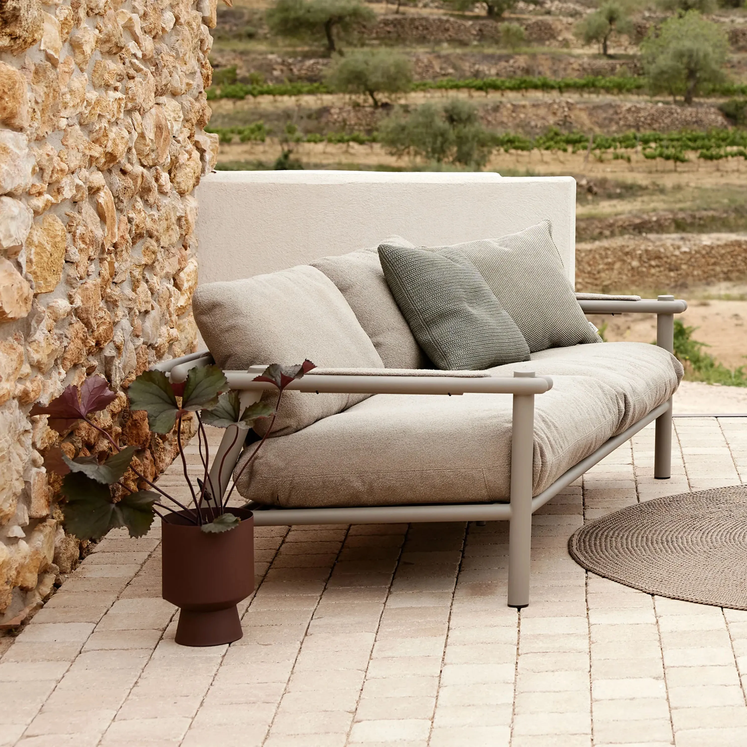 Sticks 2-seater outdoor sofa - 4