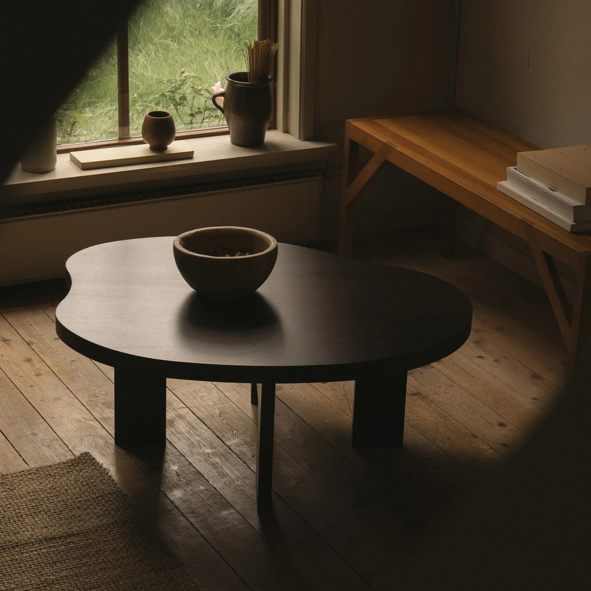 Farmhouse Pond Coffee Table - 14