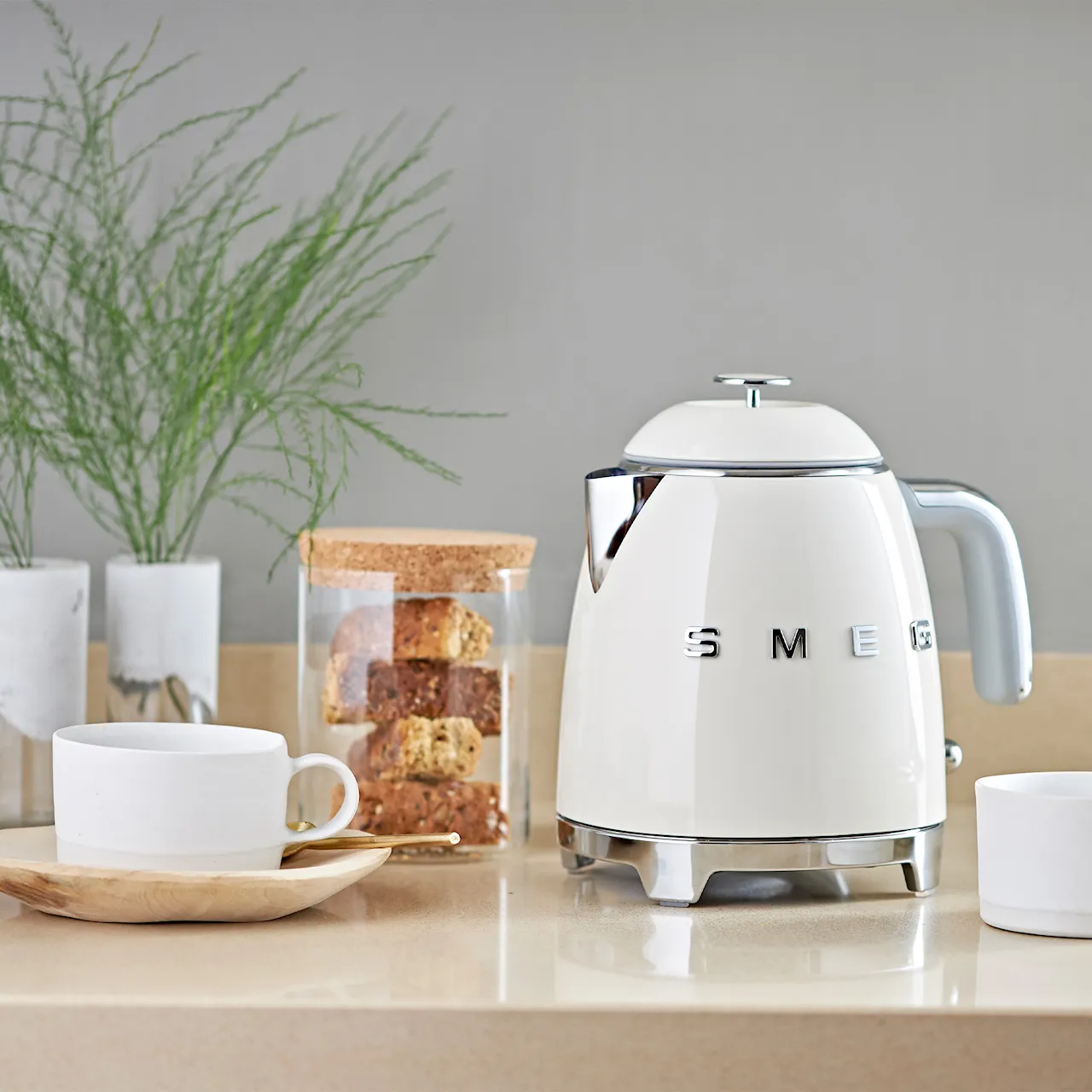 Smeg Mini Kettle White