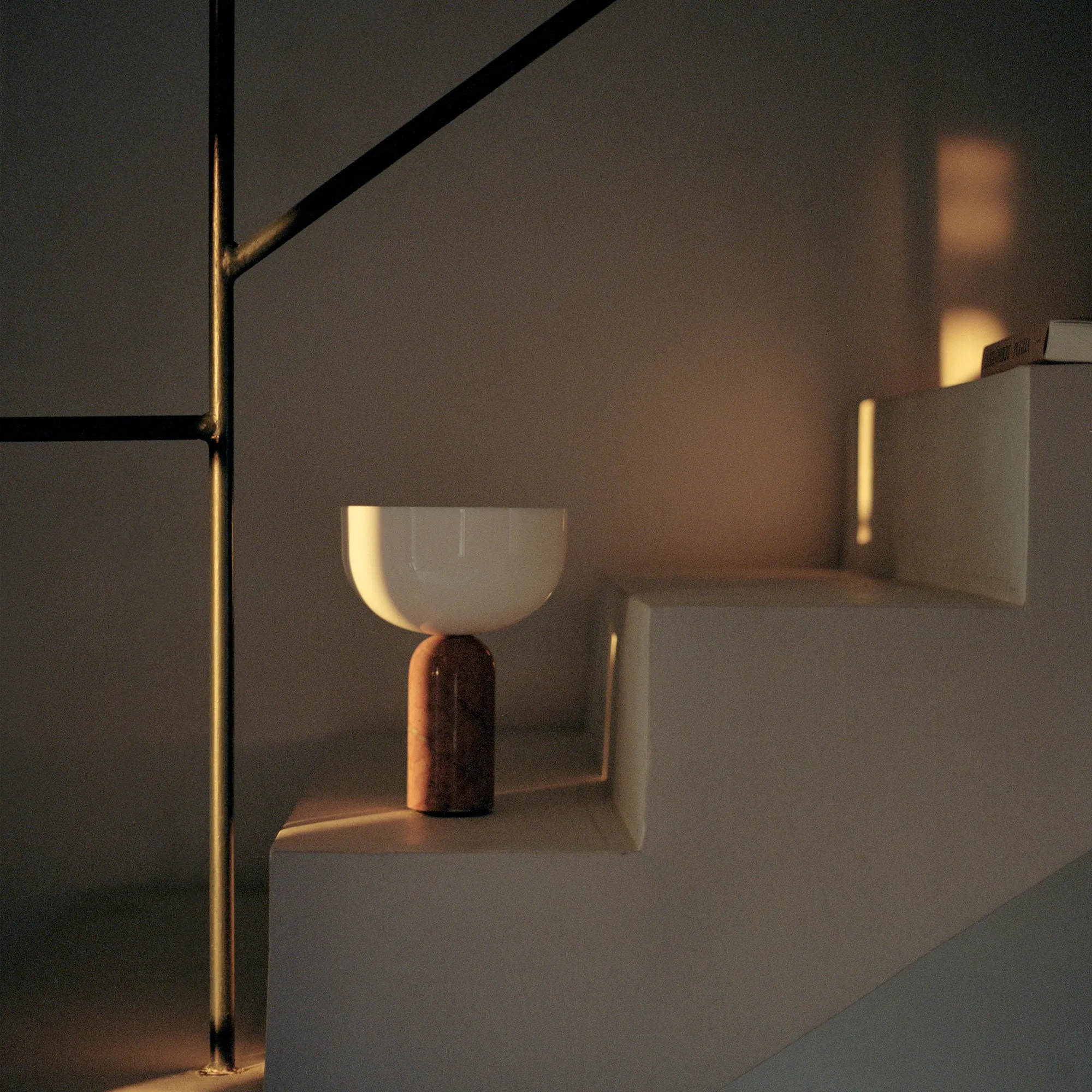 Kizu Portable Table Lamp - 5