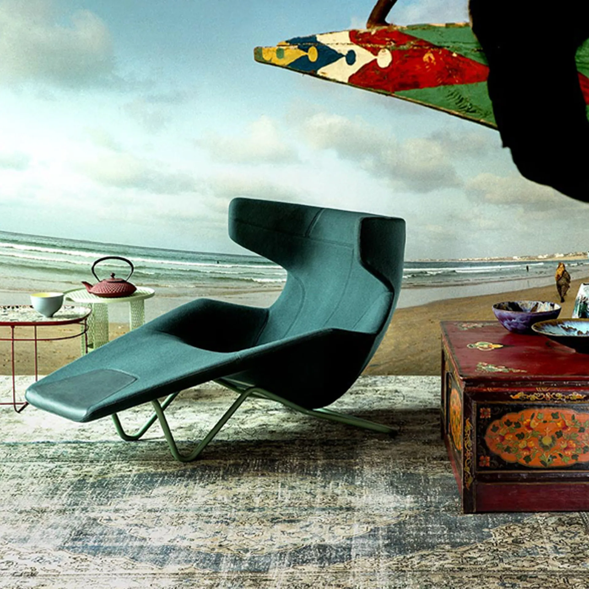 Take a Line For A Walk Chaise Lounge - Moroso - NO GA