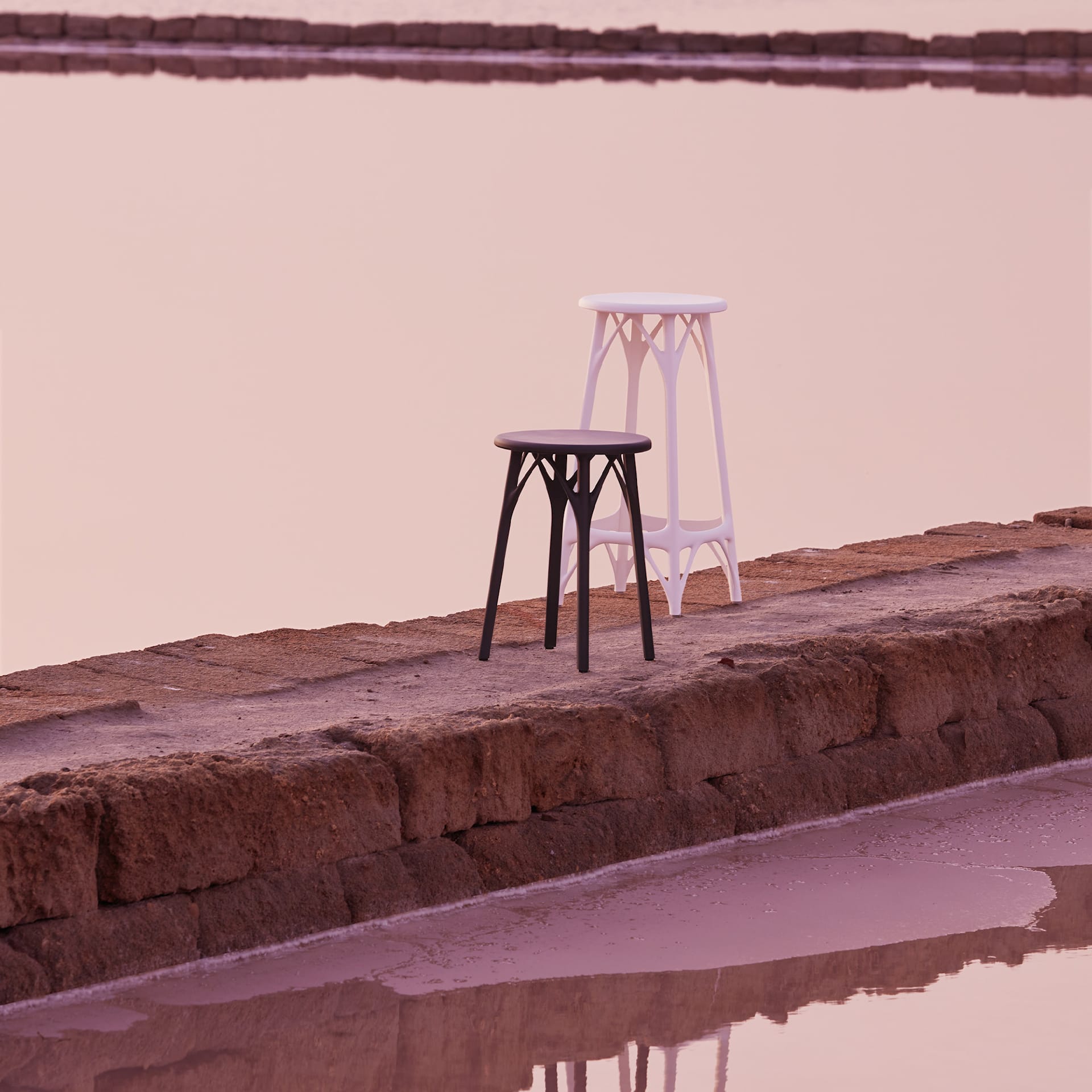 A.I. Stool Light 65 cm - Kartell - Philippe Starck - NO GA