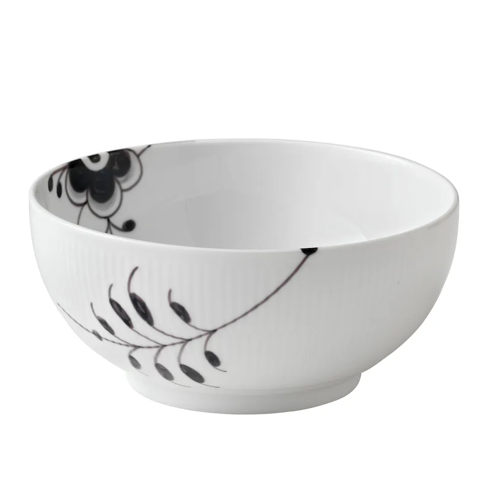 Black Fluted Mega Bowl 1.8 L / 21 cm