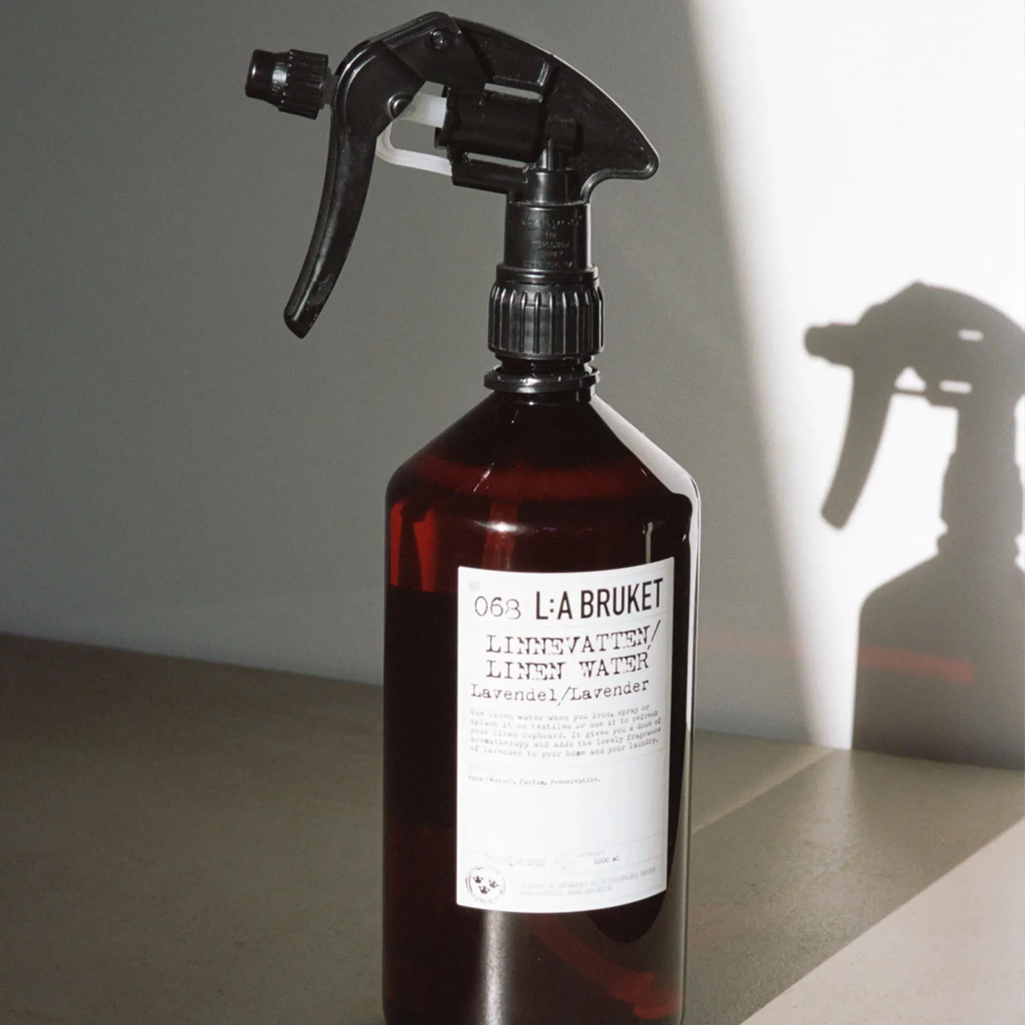 068 Lavender Linen Water 1 liter - 4