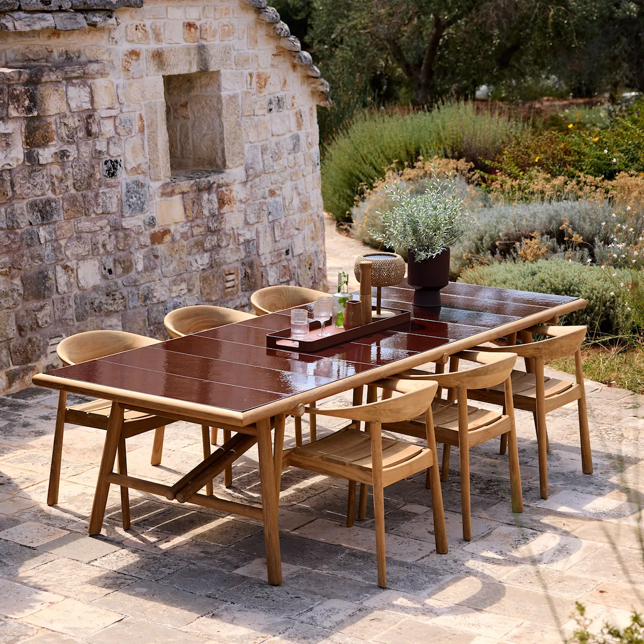 Majestic stoel met armleuningen, stapelbaar – Teak