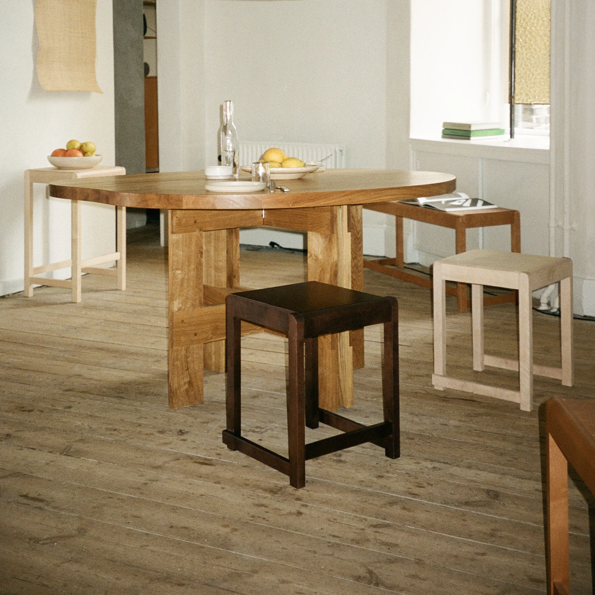 Low Stool 01 jakkara - 11