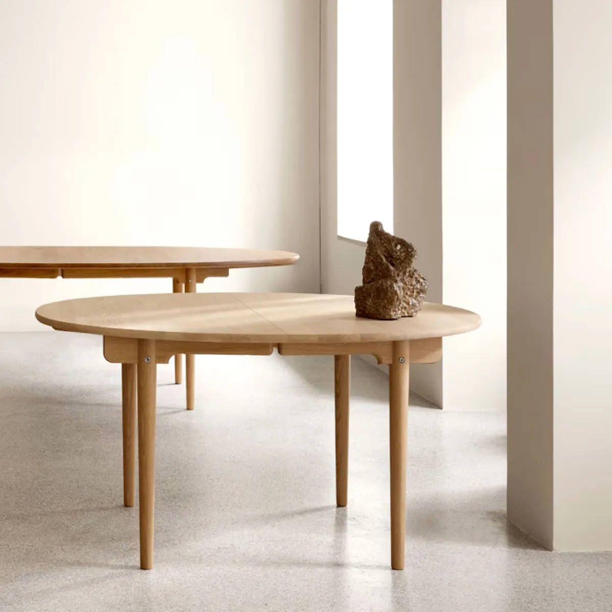 CH337 dining table - 6