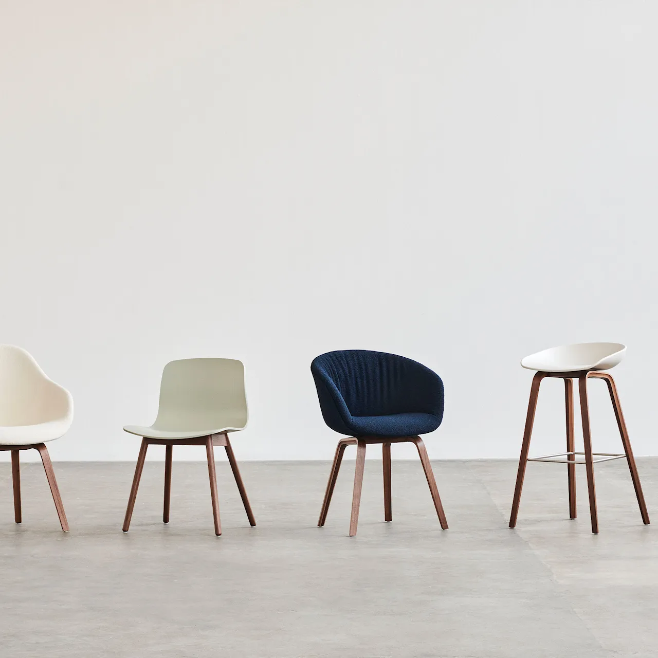 About a Stool AAS33 Bar Stool Low Oak