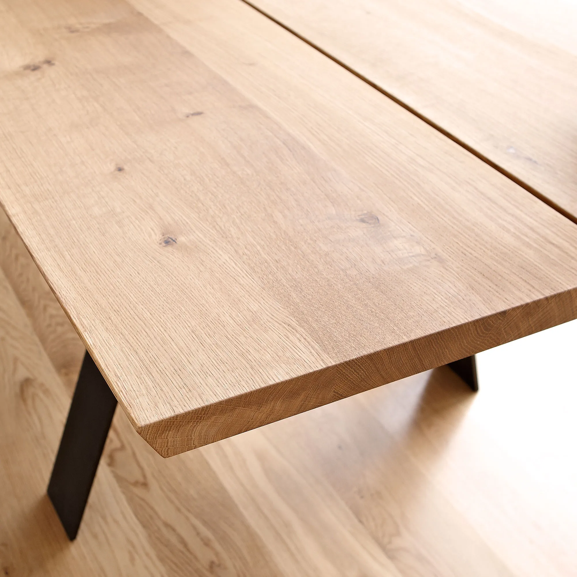 GM 3200 Plank Table - 8
