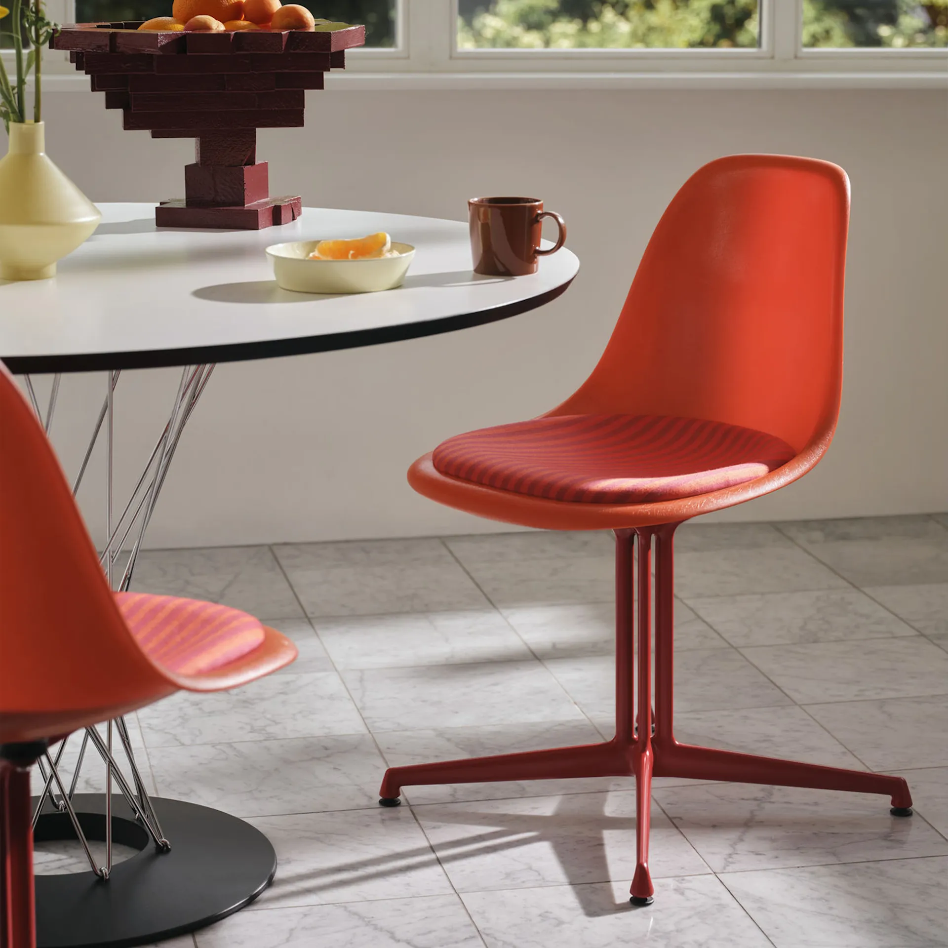Buy Eames Fiberglass Side Chair La Fonda from Vitra | NO GA Buy Eames Fiberglass Side Chair La Fonda from Vitra | NO GA