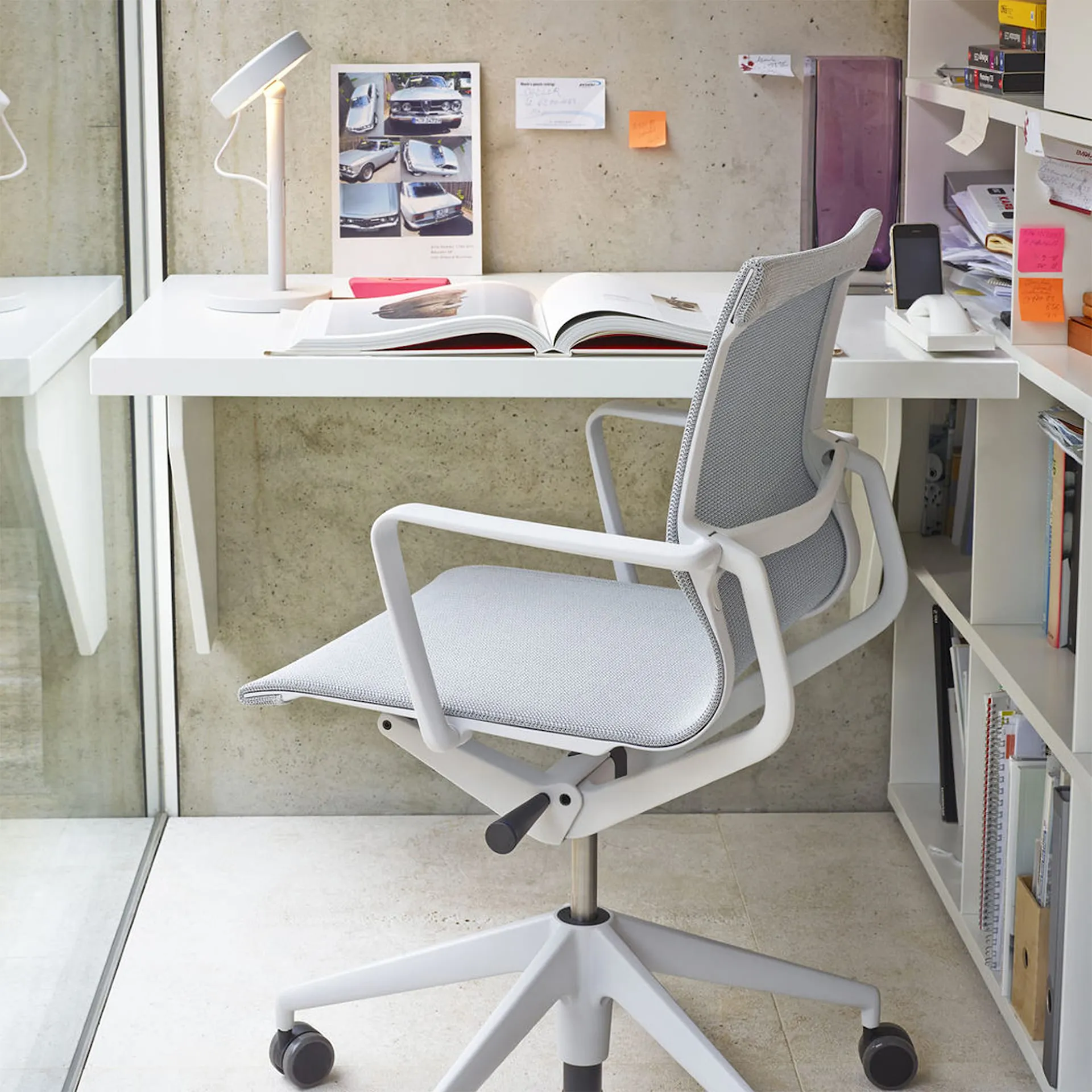 Buy Physix Studio Desk Chair from Vitra NO GA