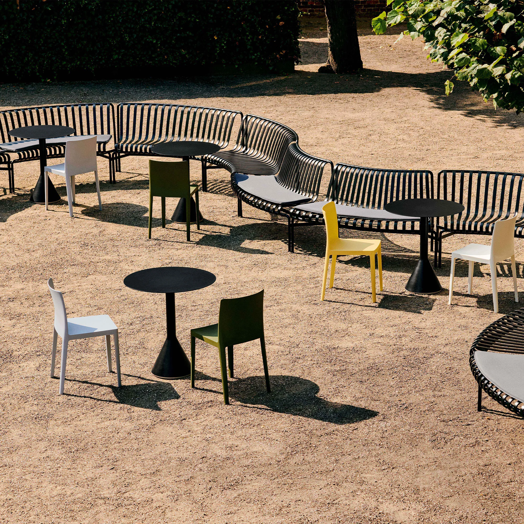 Élémentaire Seat Cushion Outdoor Chair