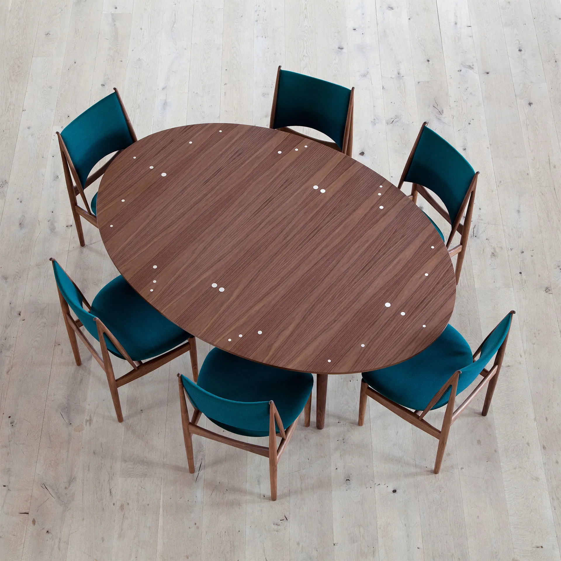 Silver Table Walnut/Walnut - House of Finn Juhl - Finn Juhl - NO GA