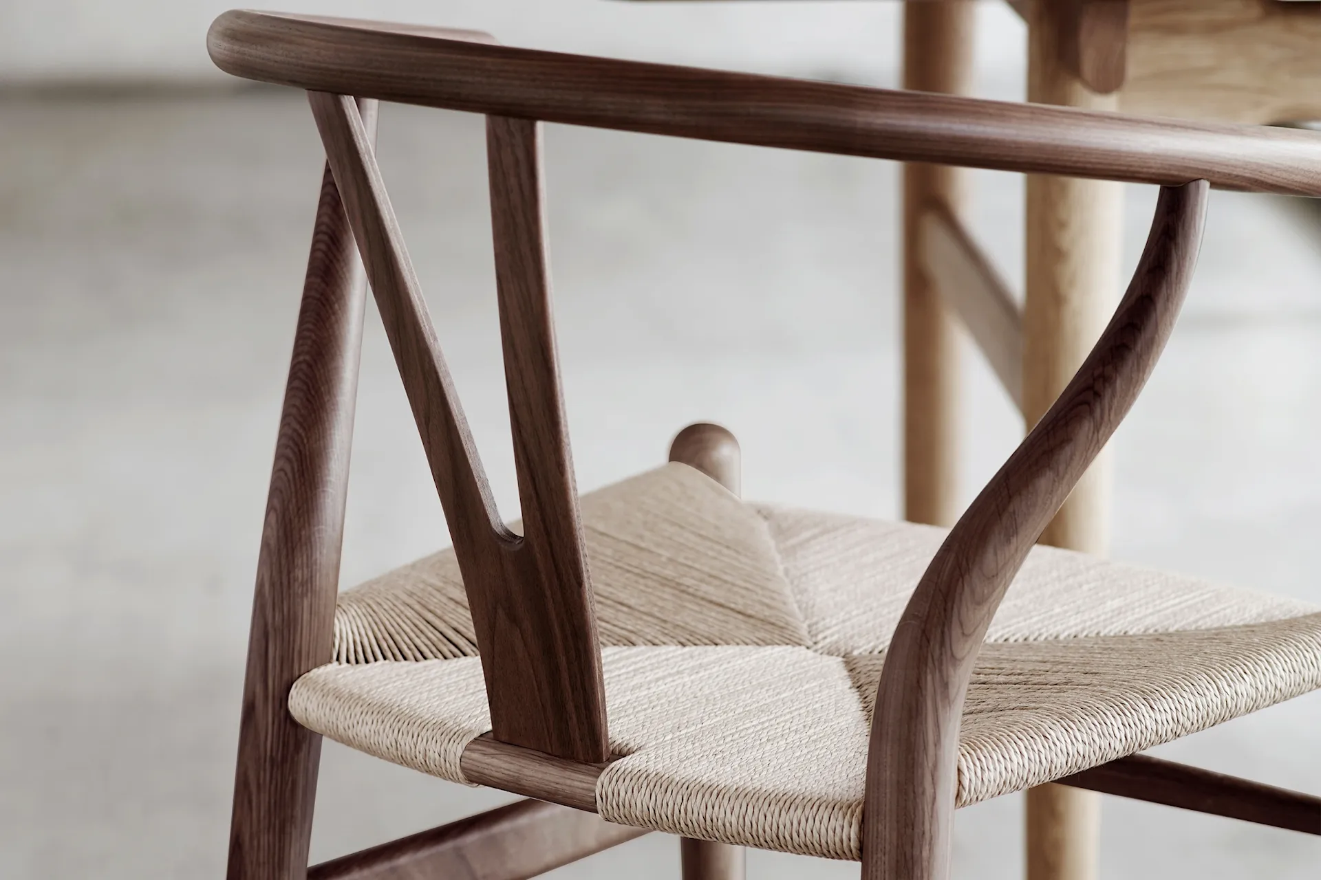 CH24 Wishbone Chair - Walnut/Natural Cord - Carl Hansen - Hans J. Wegner - NO GA