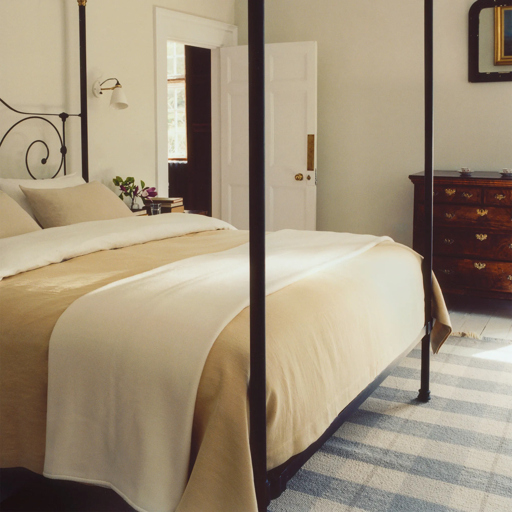 Plaid Blue/Cream Wool Rug - 4