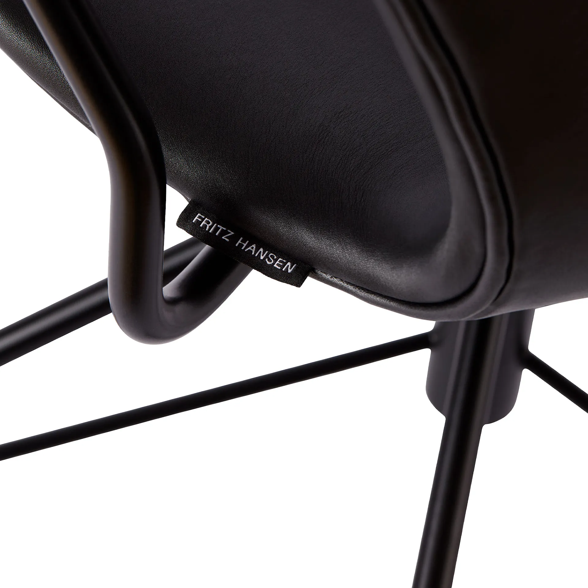 3217 Series 7 Office Chair Full Upholstered Black Special Edition - Fritz Hansen - Arne Jacobsen - NO GA