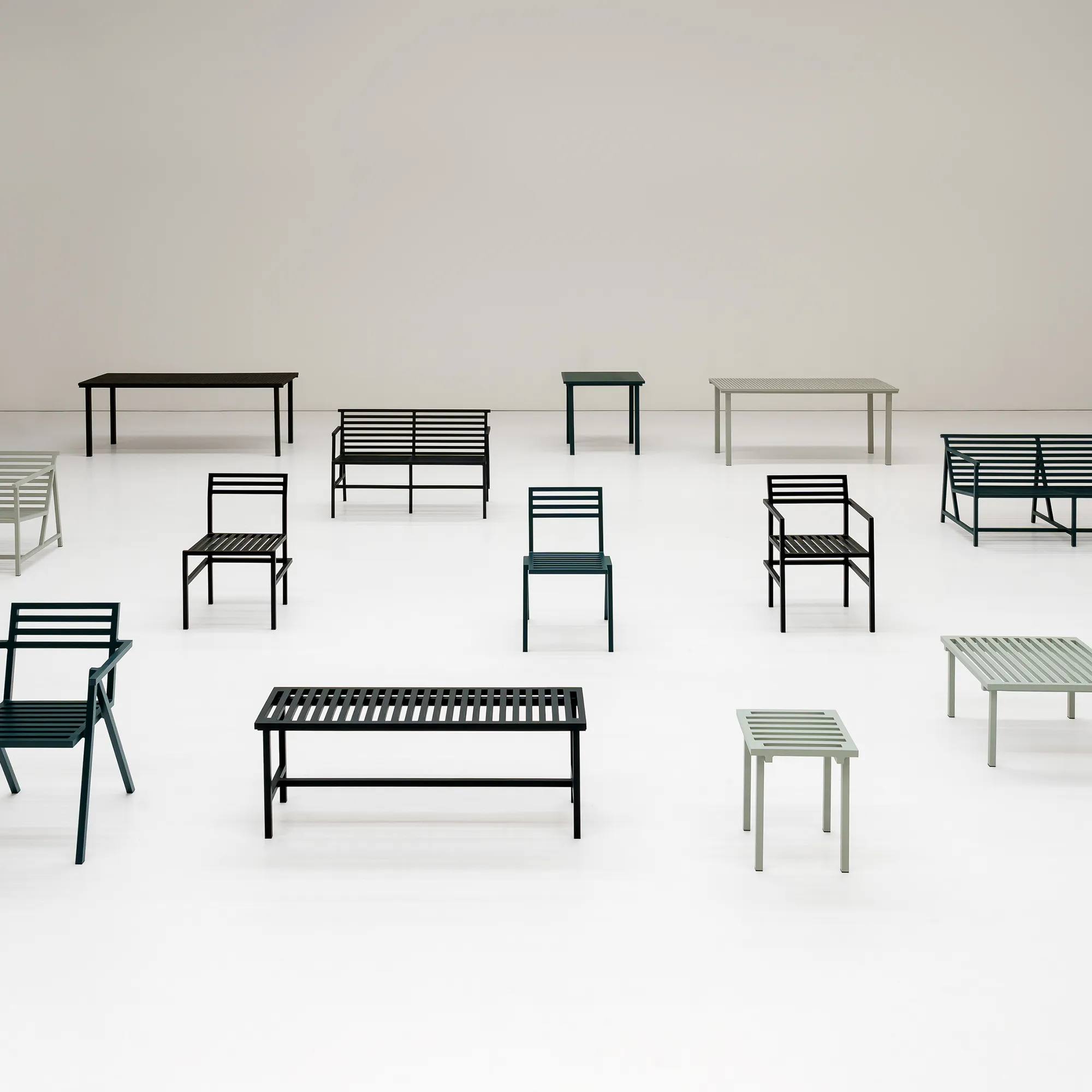 19 Outdoors Dining Table 80,5 x 80,5 cm