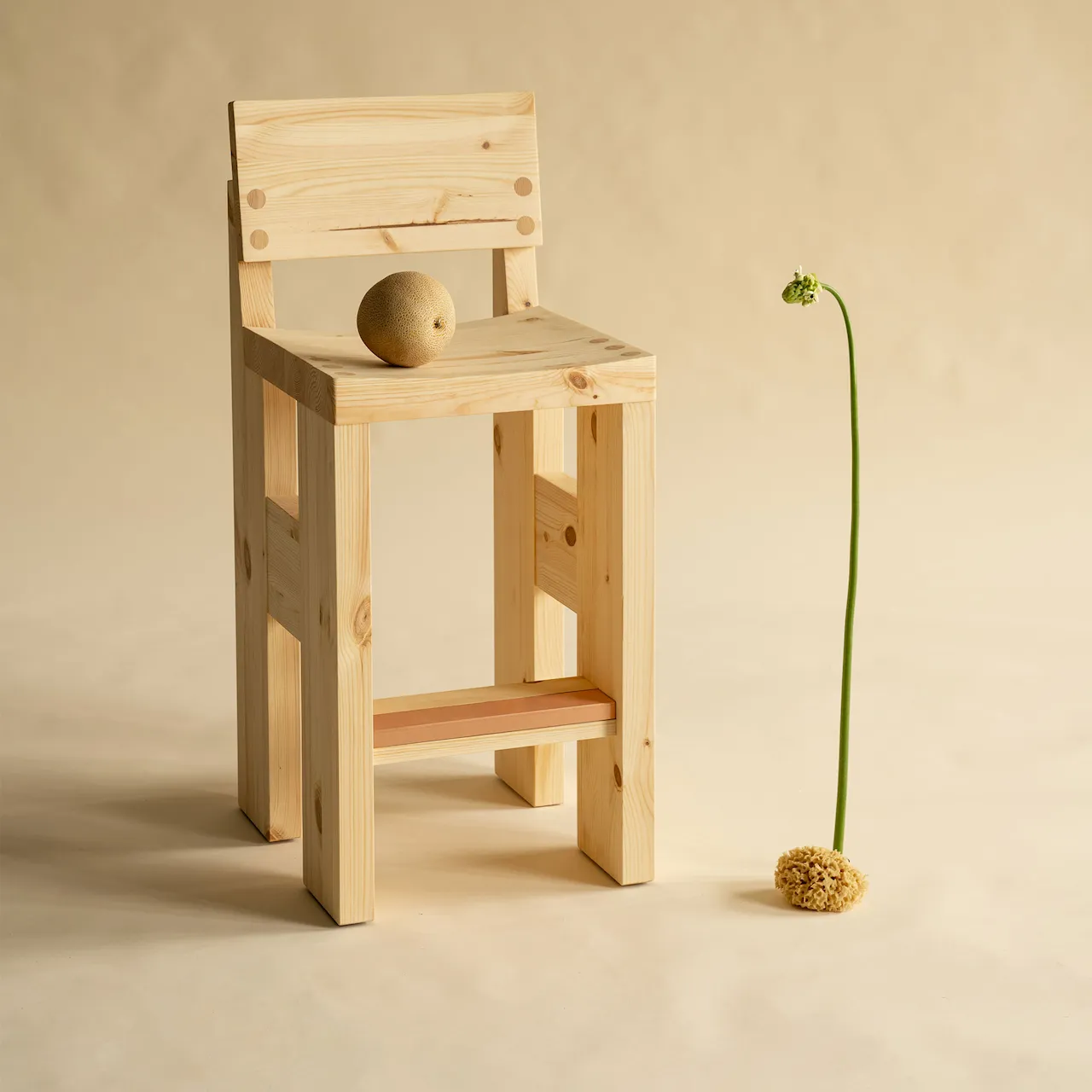 001 Bar Stool