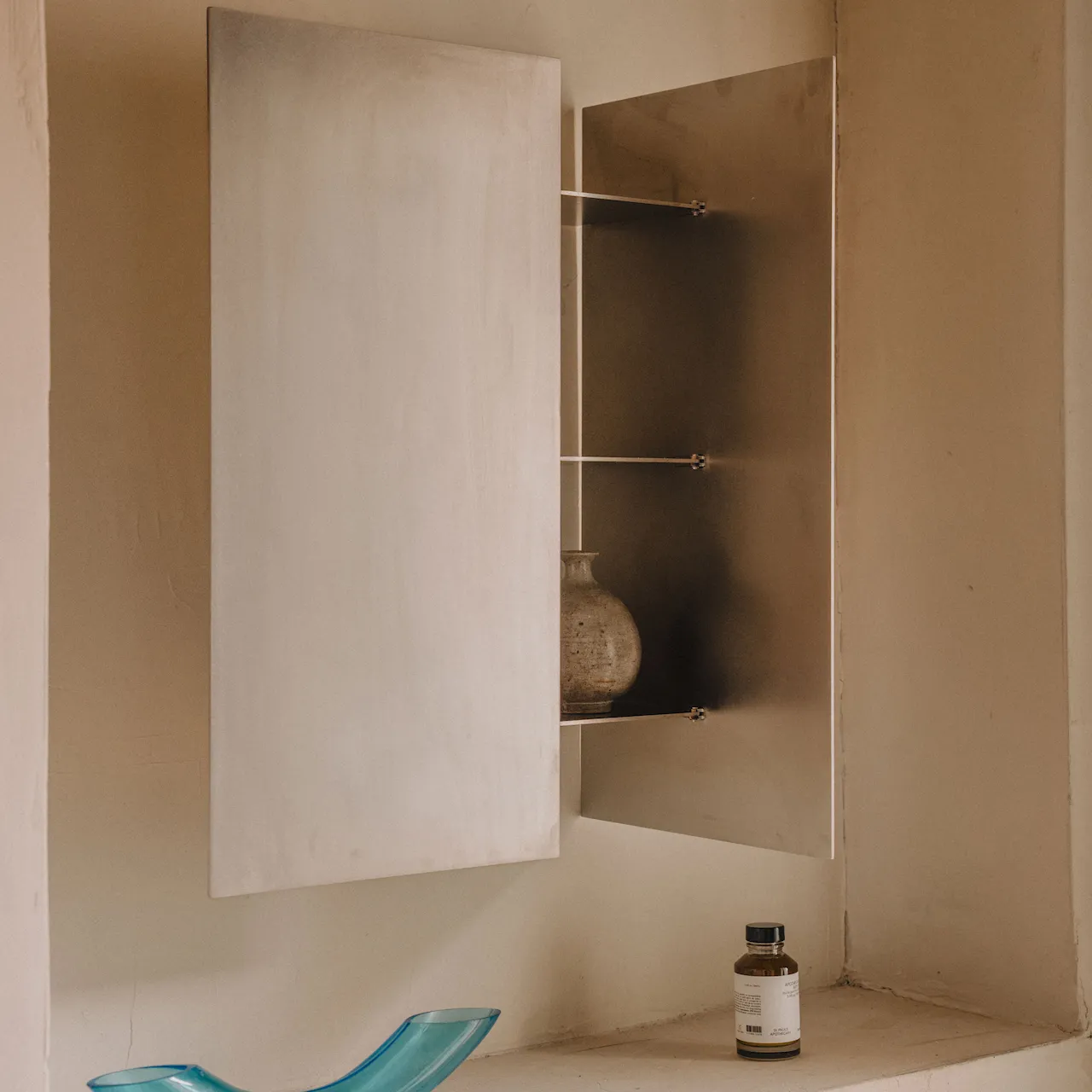 Sheet Cabinet vægskab