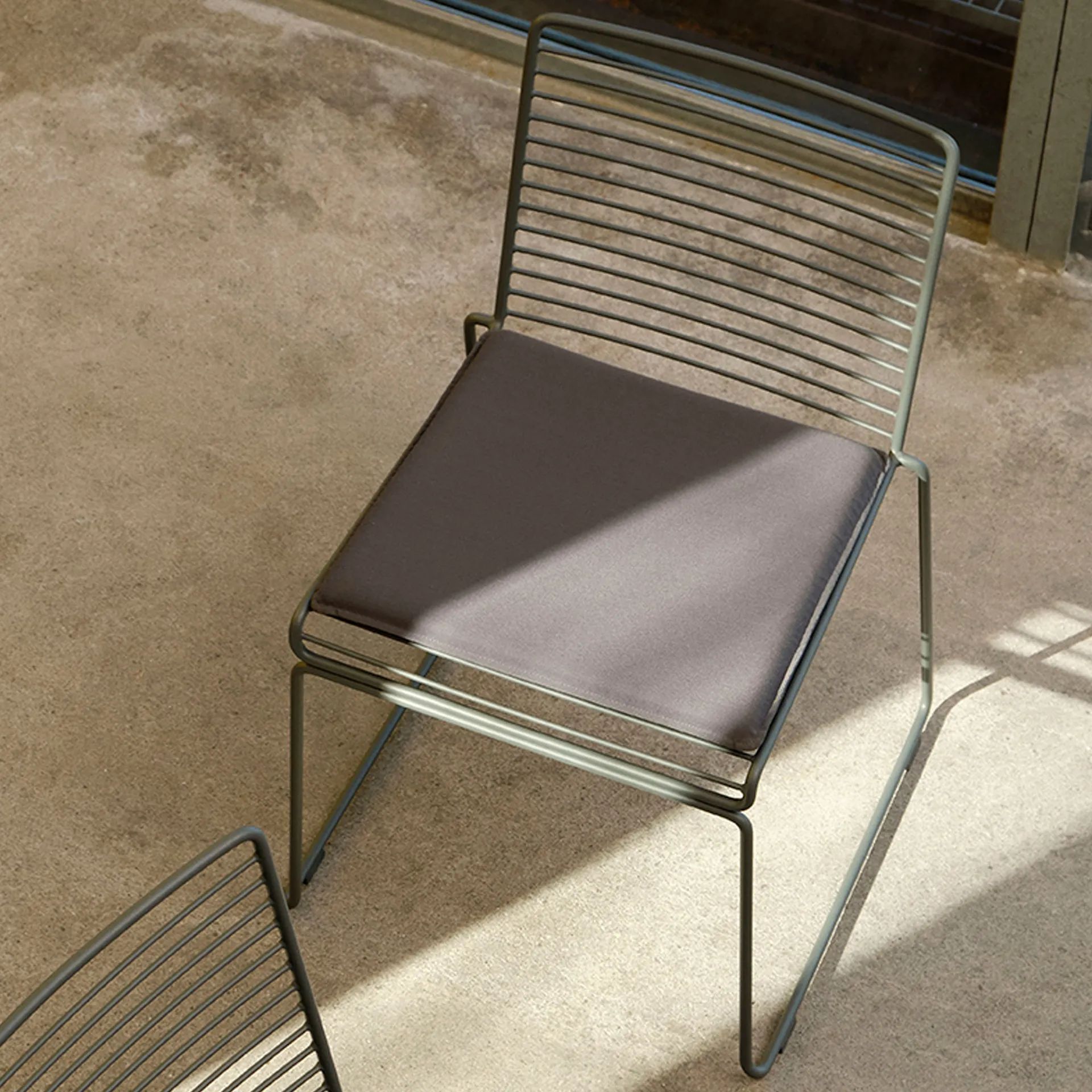 Hee Seat Cushion Outdoor Dining Chair - HAY - NO GA