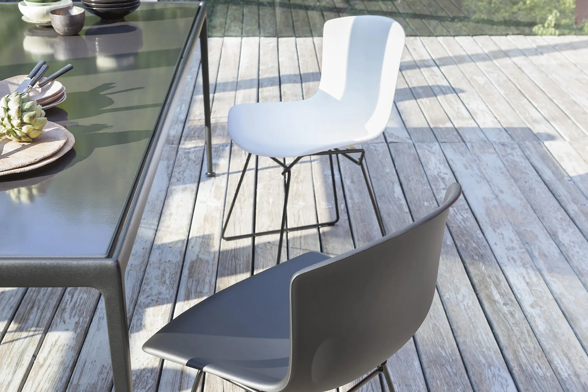 Bertoia Plastic Side Chair Outdoor - Knoll - Harry Bertoia - NO GA