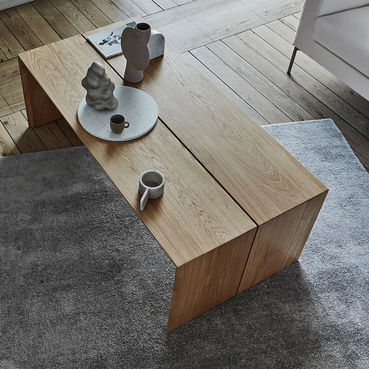 Kant Coffee Table