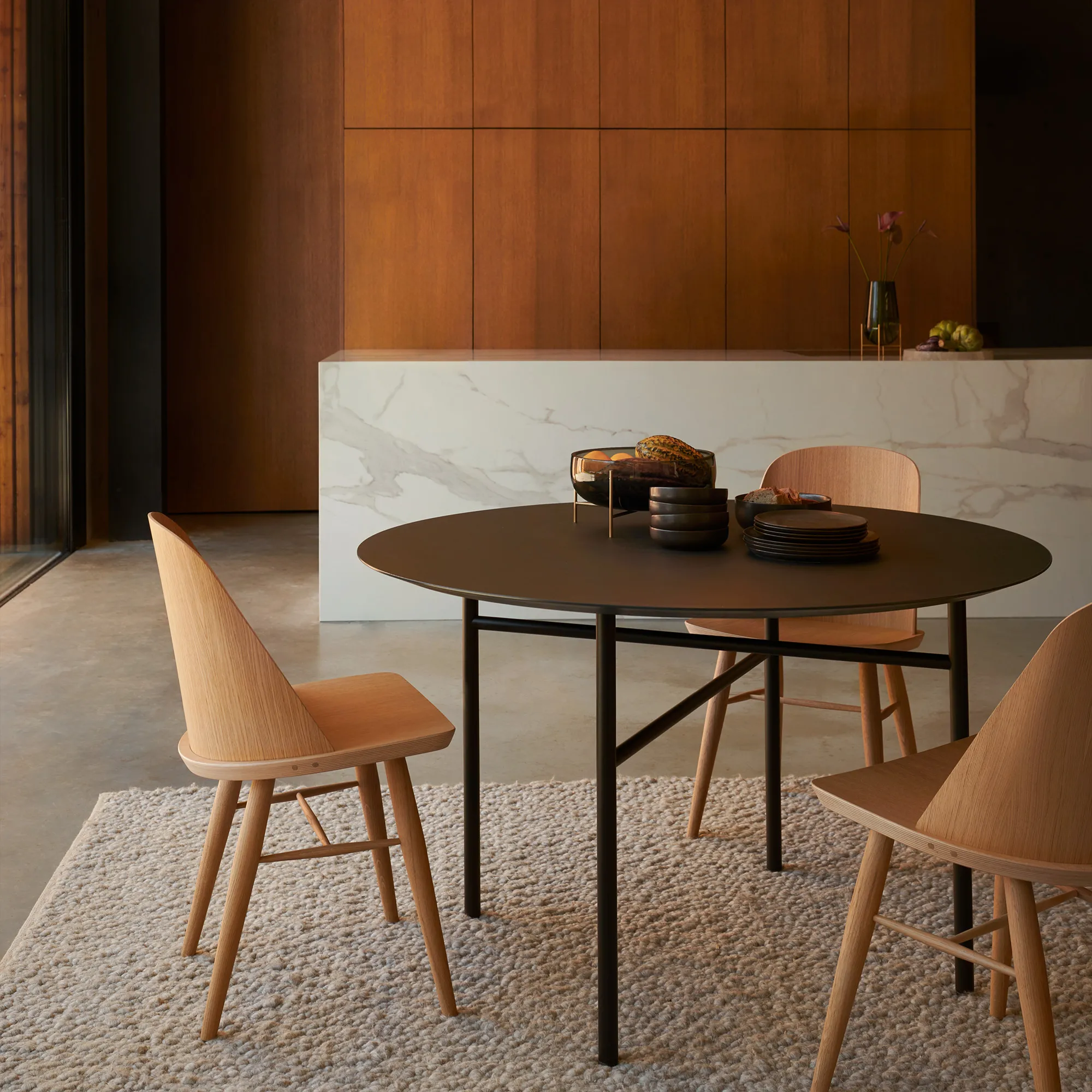 Snaregade Dining Table Round - 2