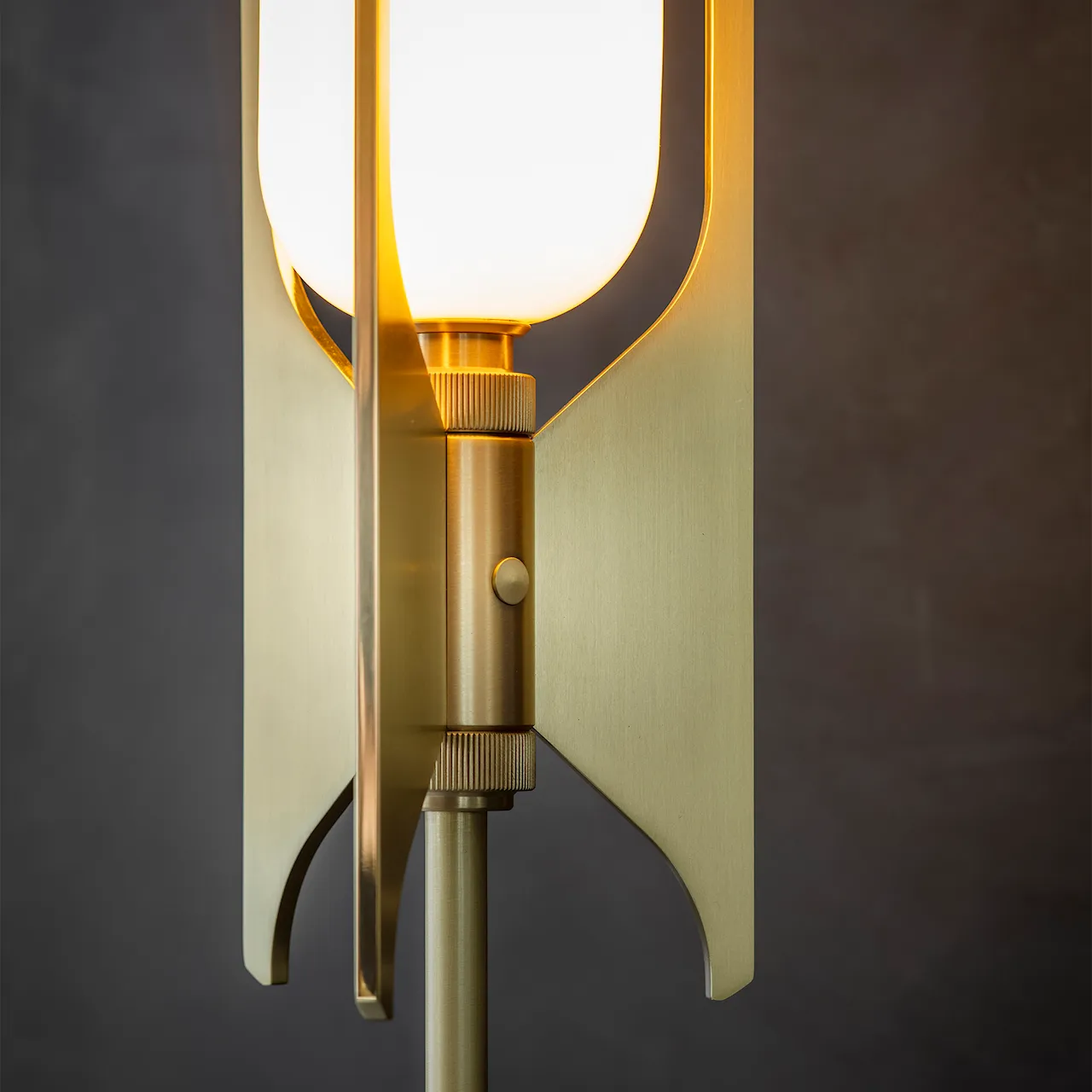 Pennon Floor Lamp