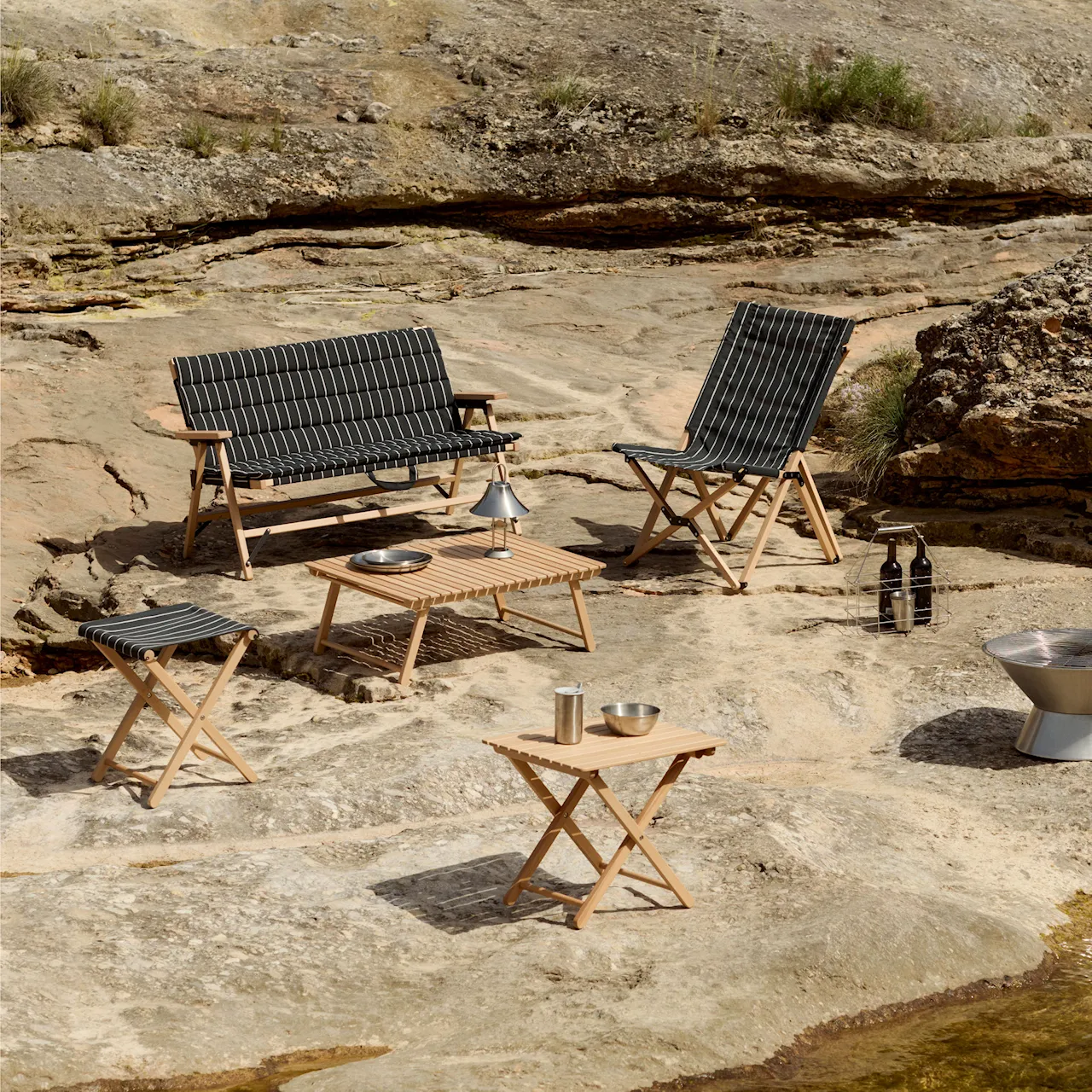 Outdoor Market Folding Sofa