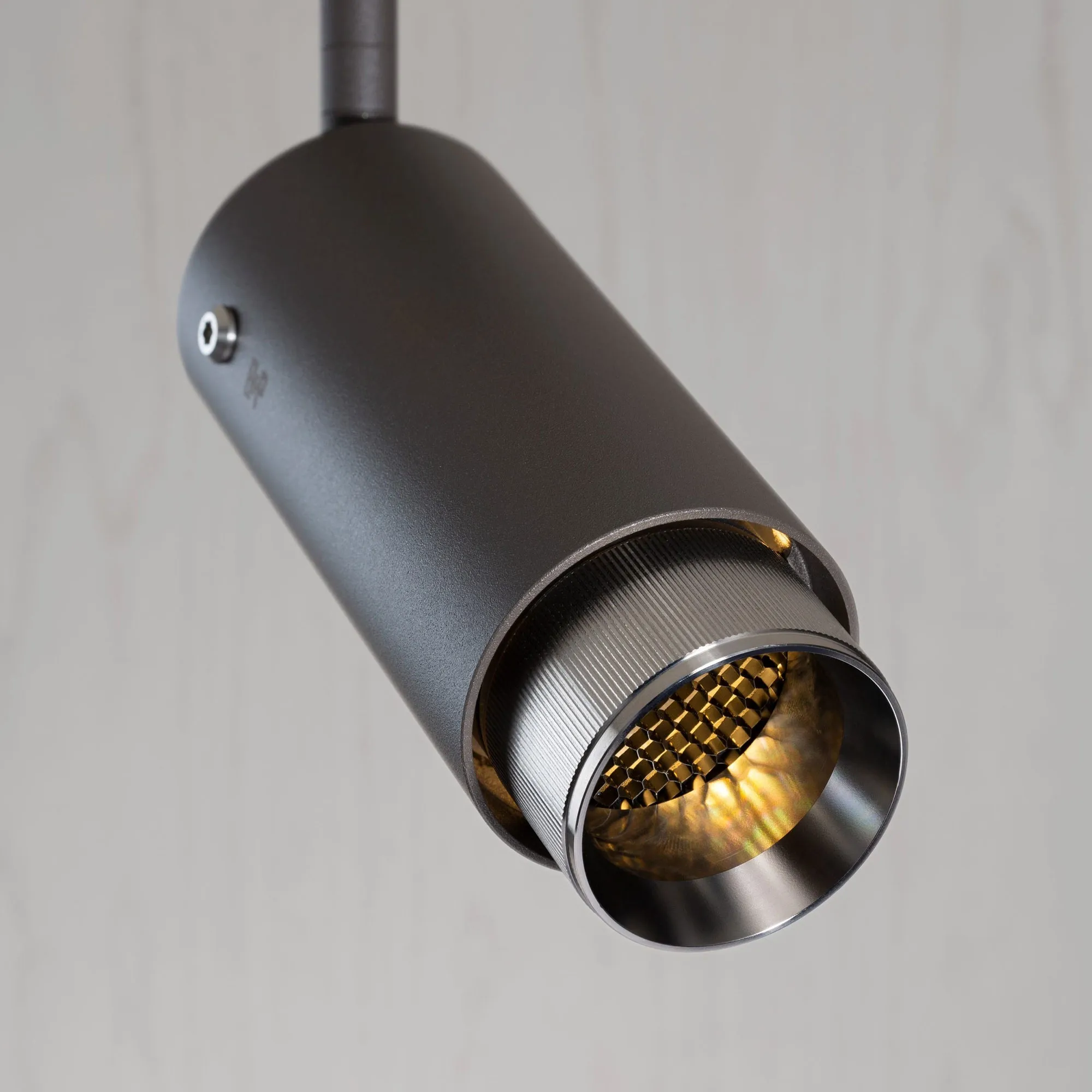 Exhaust Spot Graphite - 3