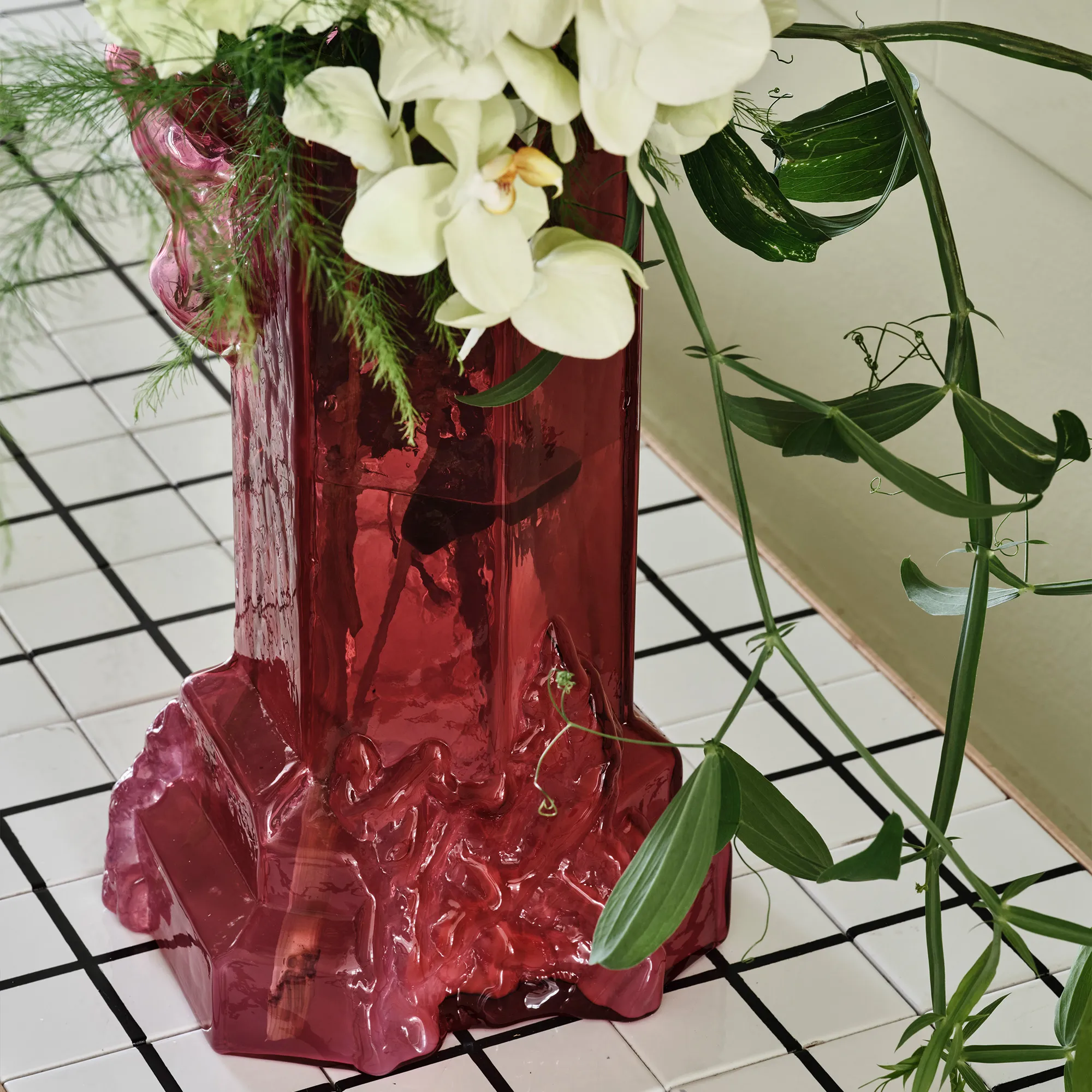 Rocky Baroque Vase - 4