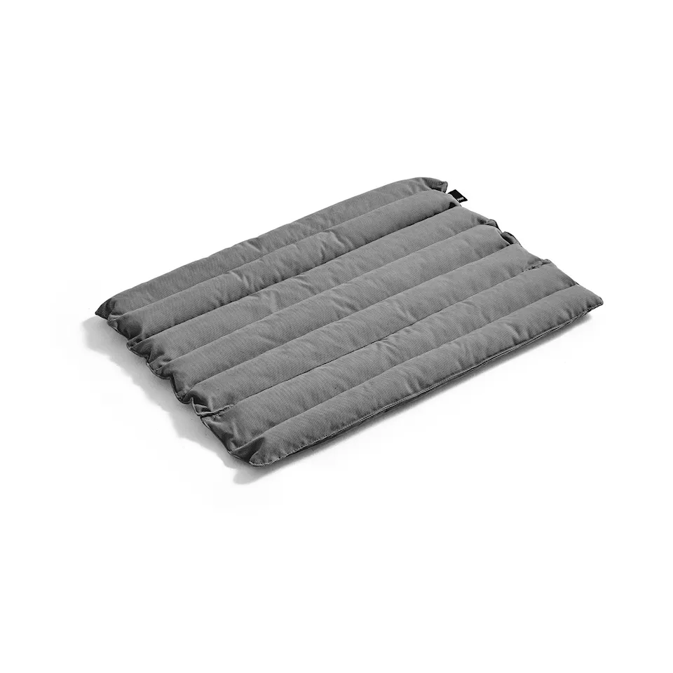 Quilted seat cushion for traverse lounge bench with/without armrests