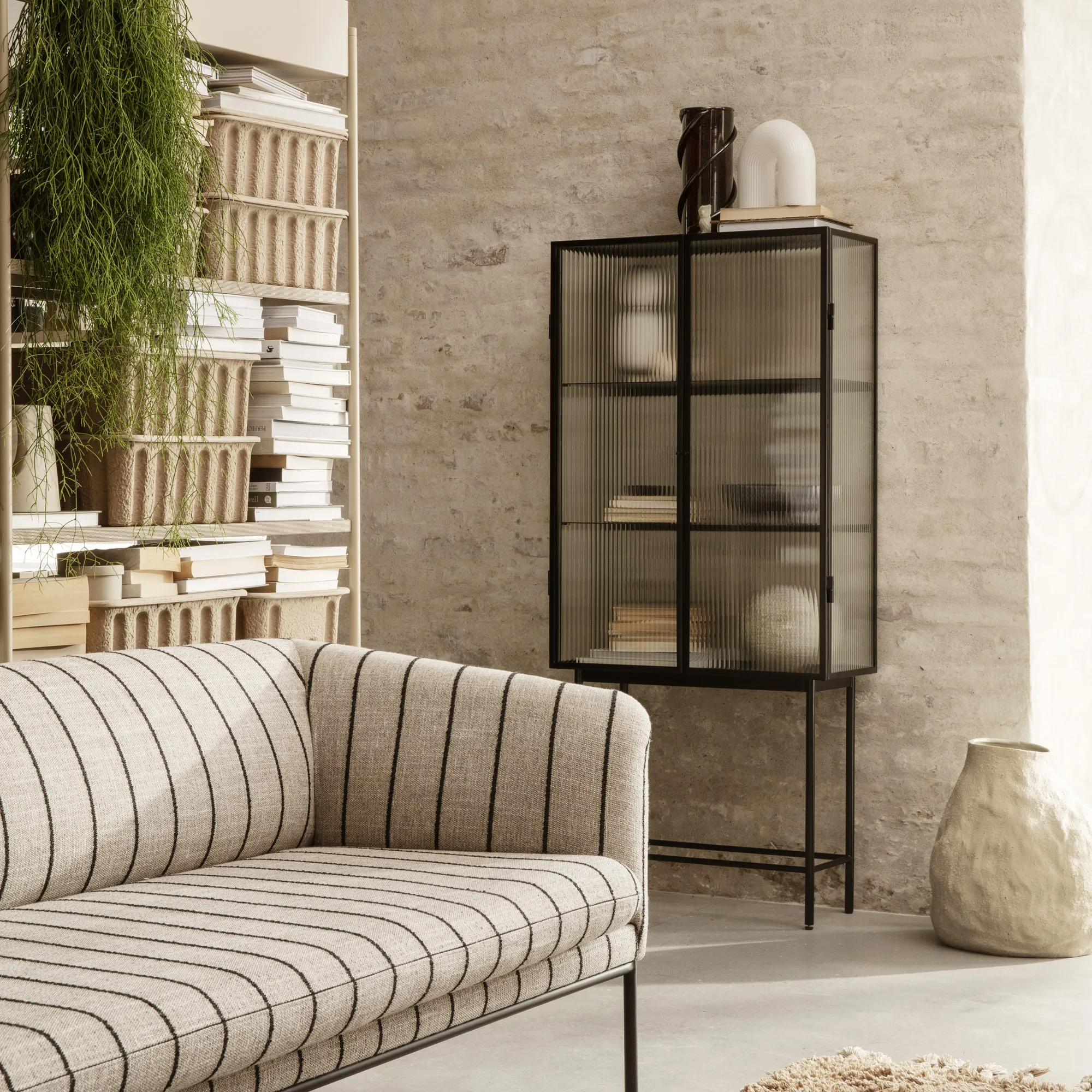 Haze Vitrine - 2