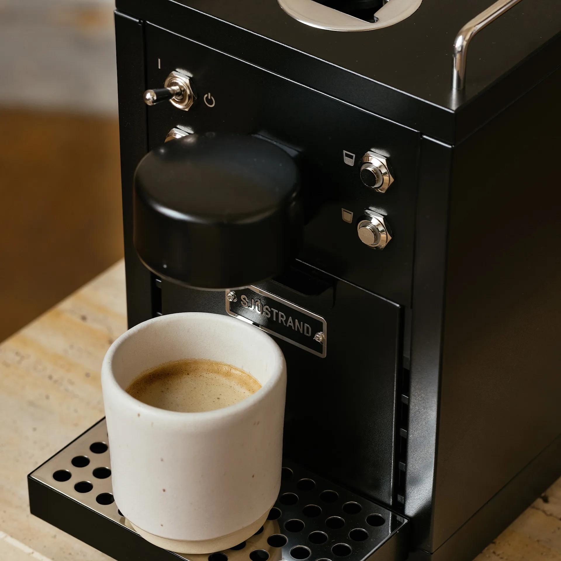 The Original Espresso Capsule Machine Sort + Coffee Capsules 100 stk - Sjöstrand Coffee Concept - NO GA