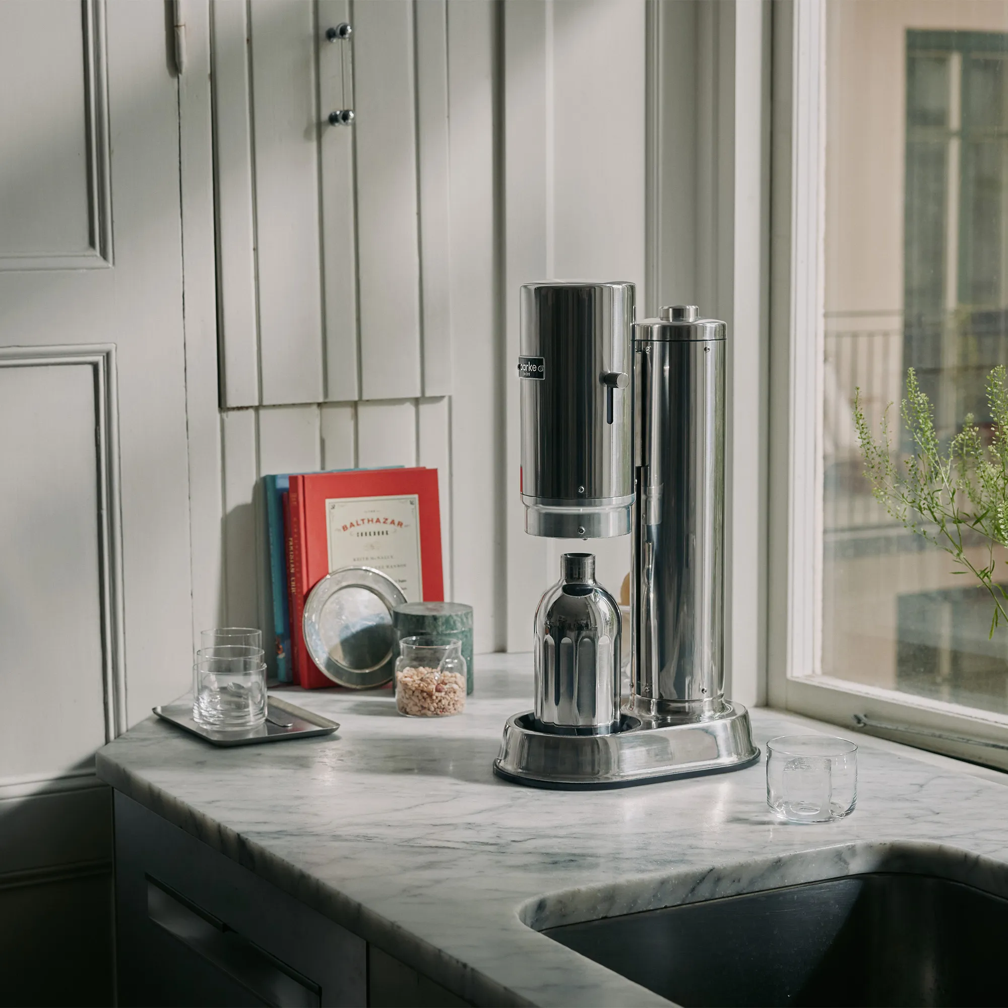 To-Go Bottle Carbonator Pro - 5