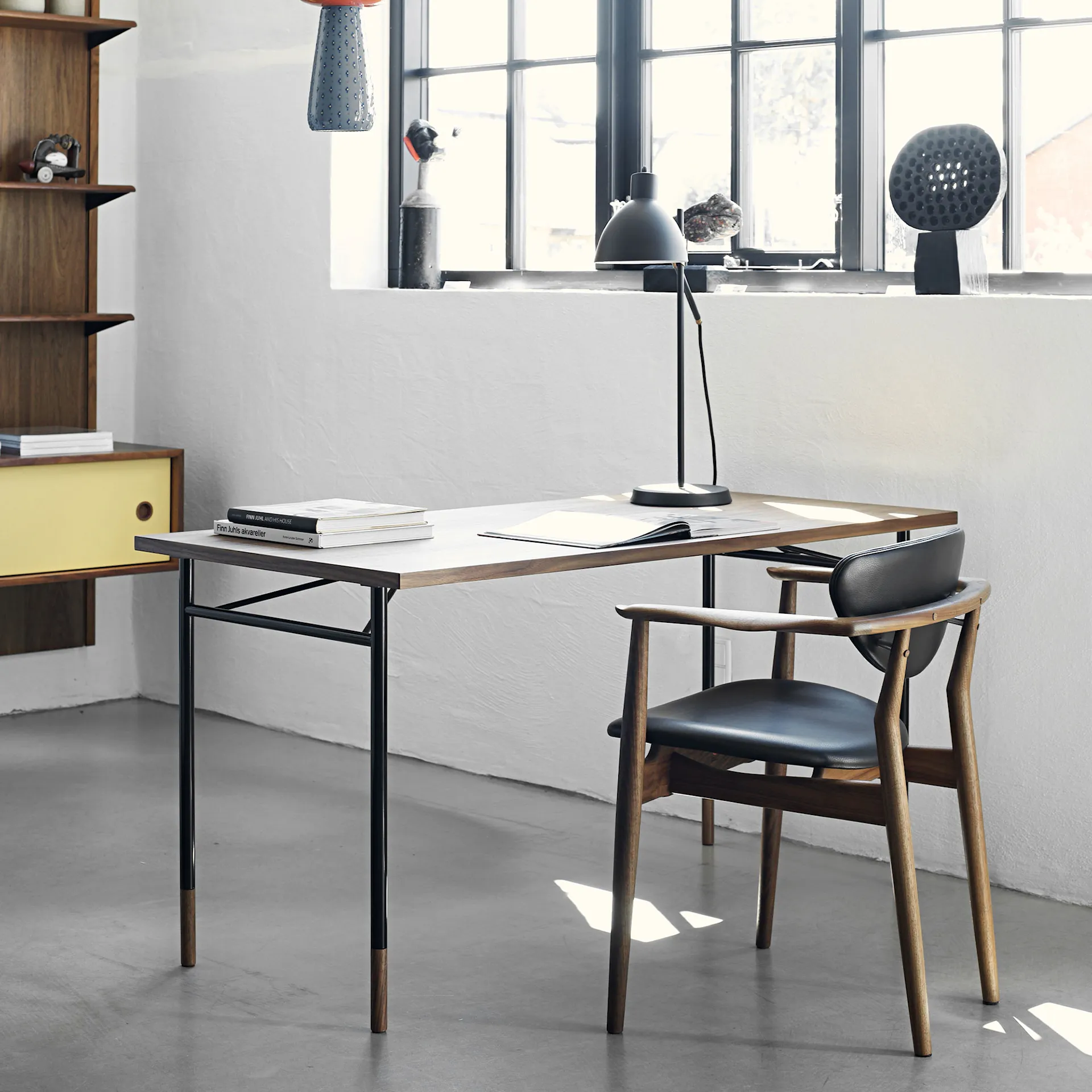 Nyhavn Desk, 170 cm, Without Tray Unit, Walnut, Black Steel - House of Finn Juhl - Finn Juhl - NO GA