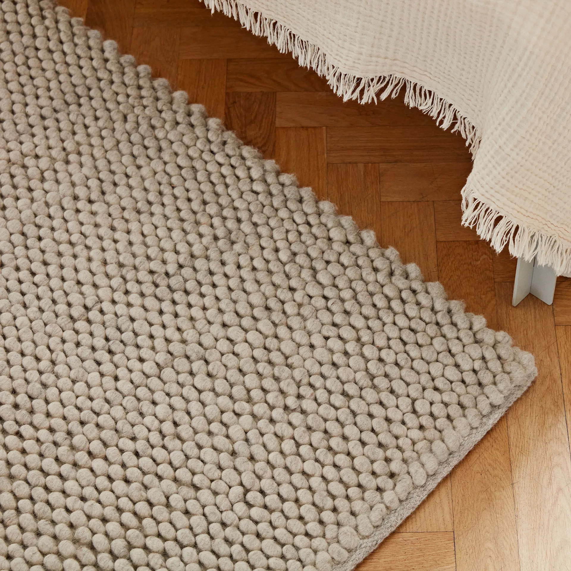 Peas Rug Dark Grey - HAY - NO GA