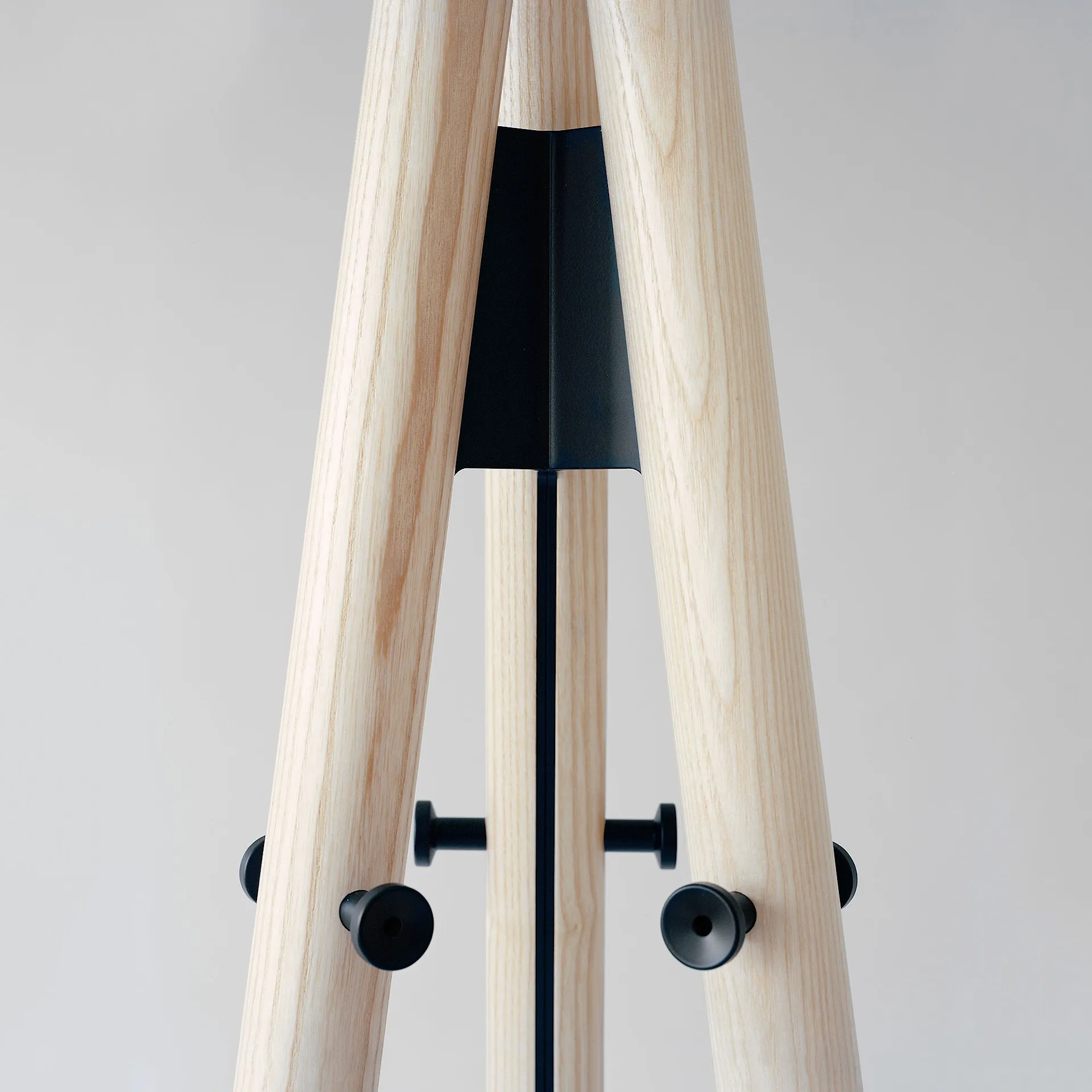 Kiila Coat Stand - Artek - NO GA