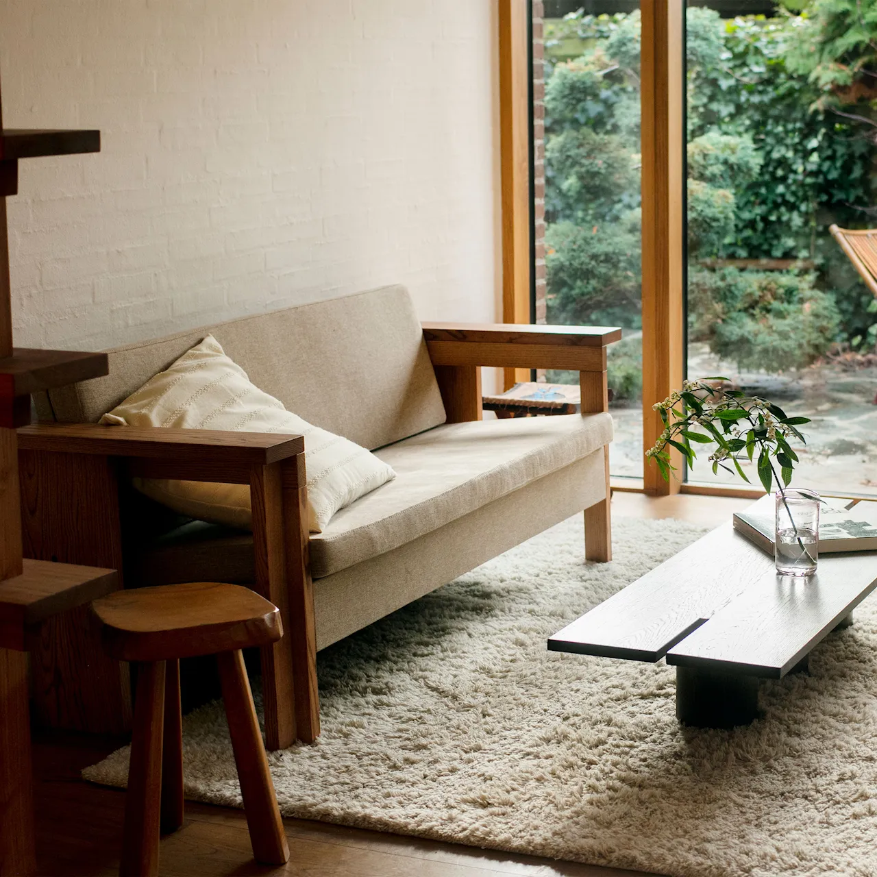 Symmetry sofa
