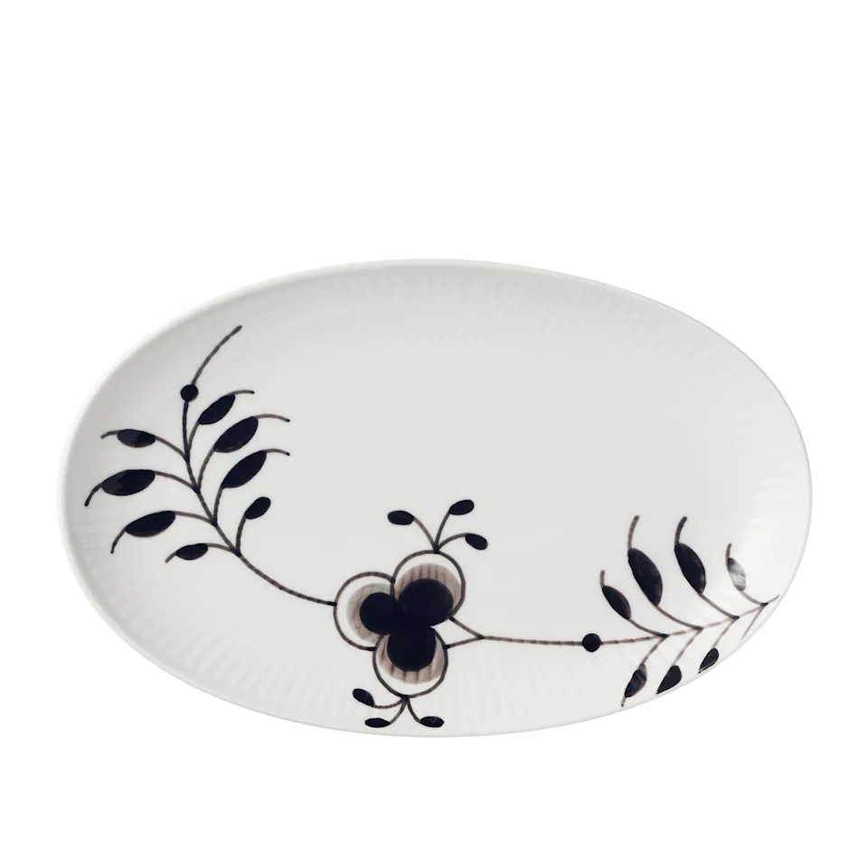 Black Fluted Mega Plate 23.5 cm