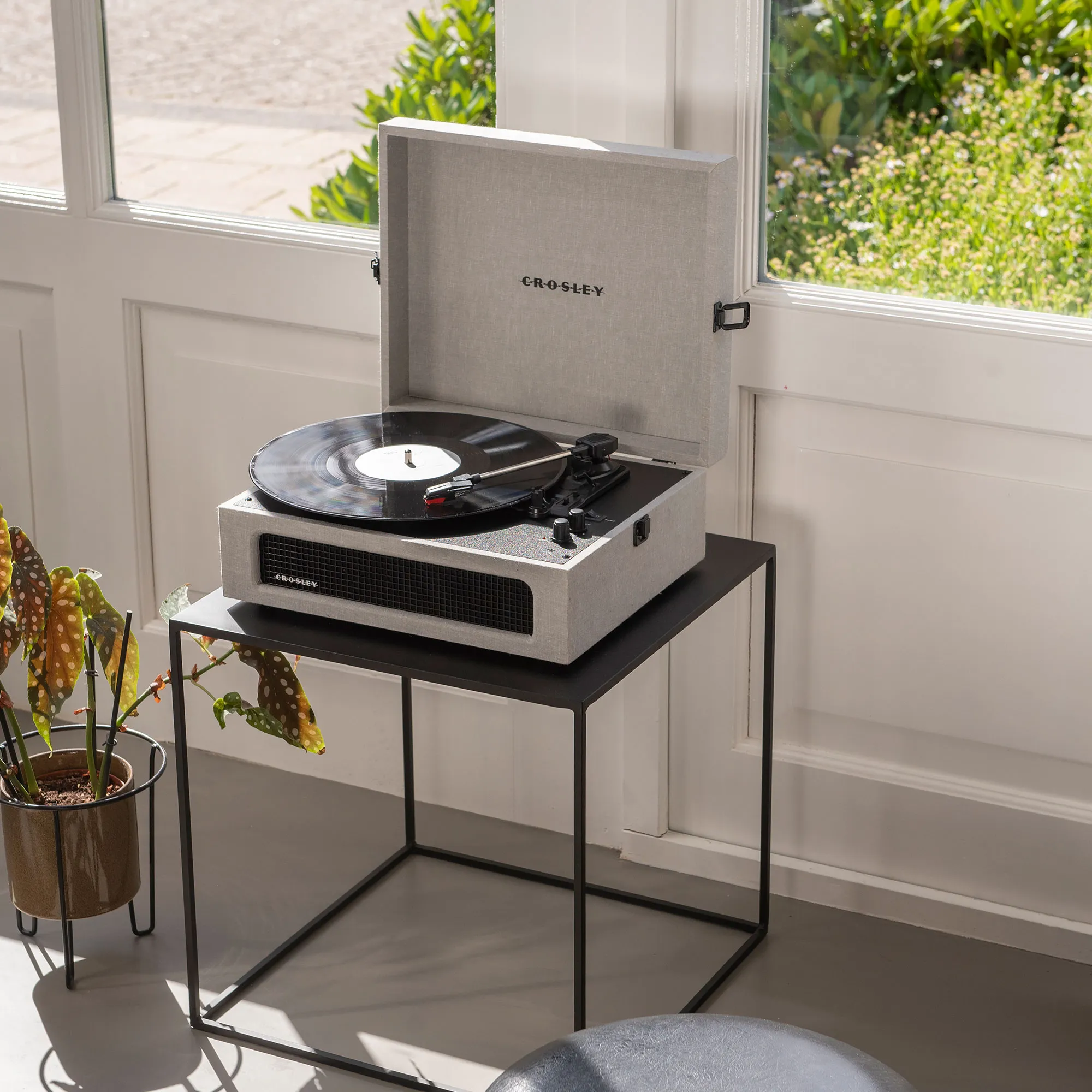 Voyager Grey Bluetooth - 2