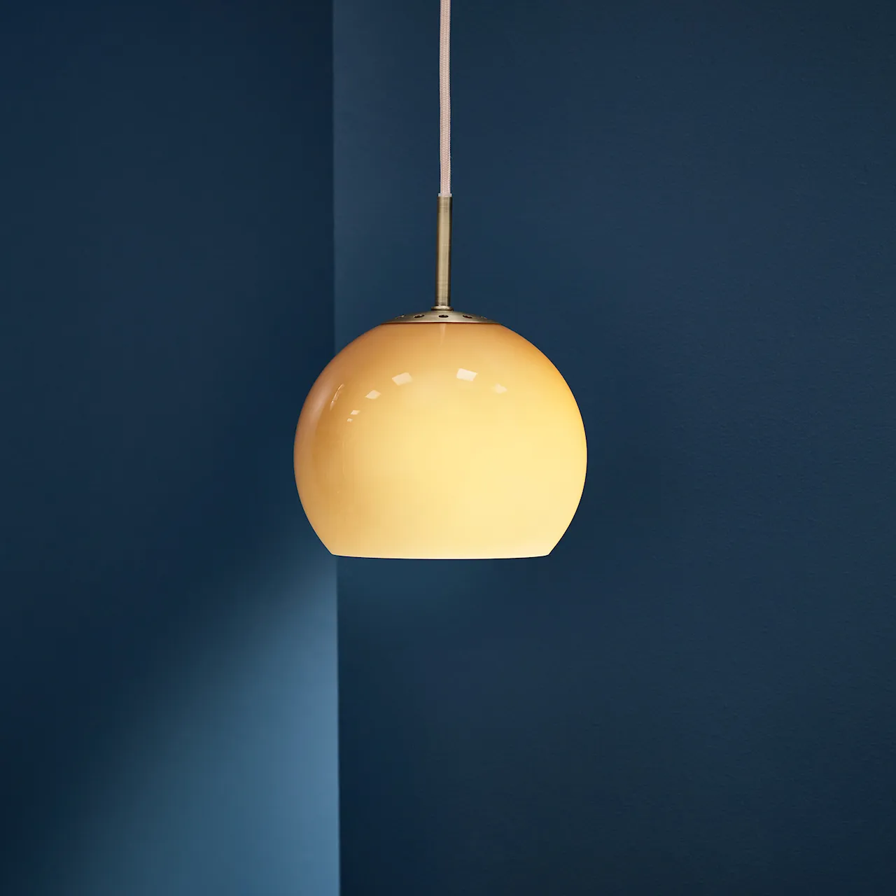 Ball Glass Pendant Lamp Ø18 cm